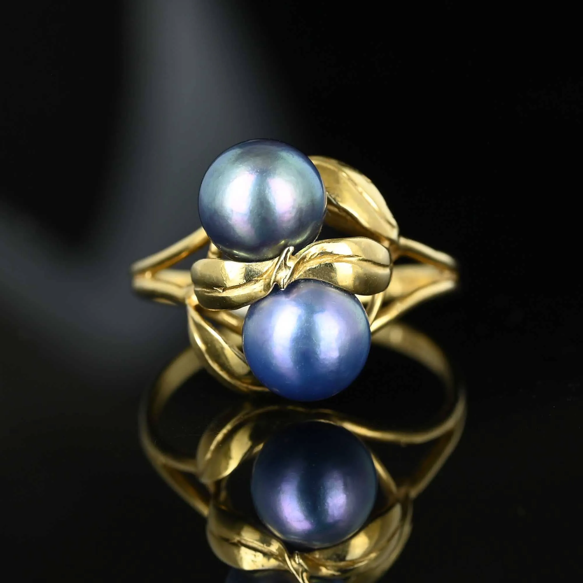 14K Gold Gray Pearl Leaf Ring