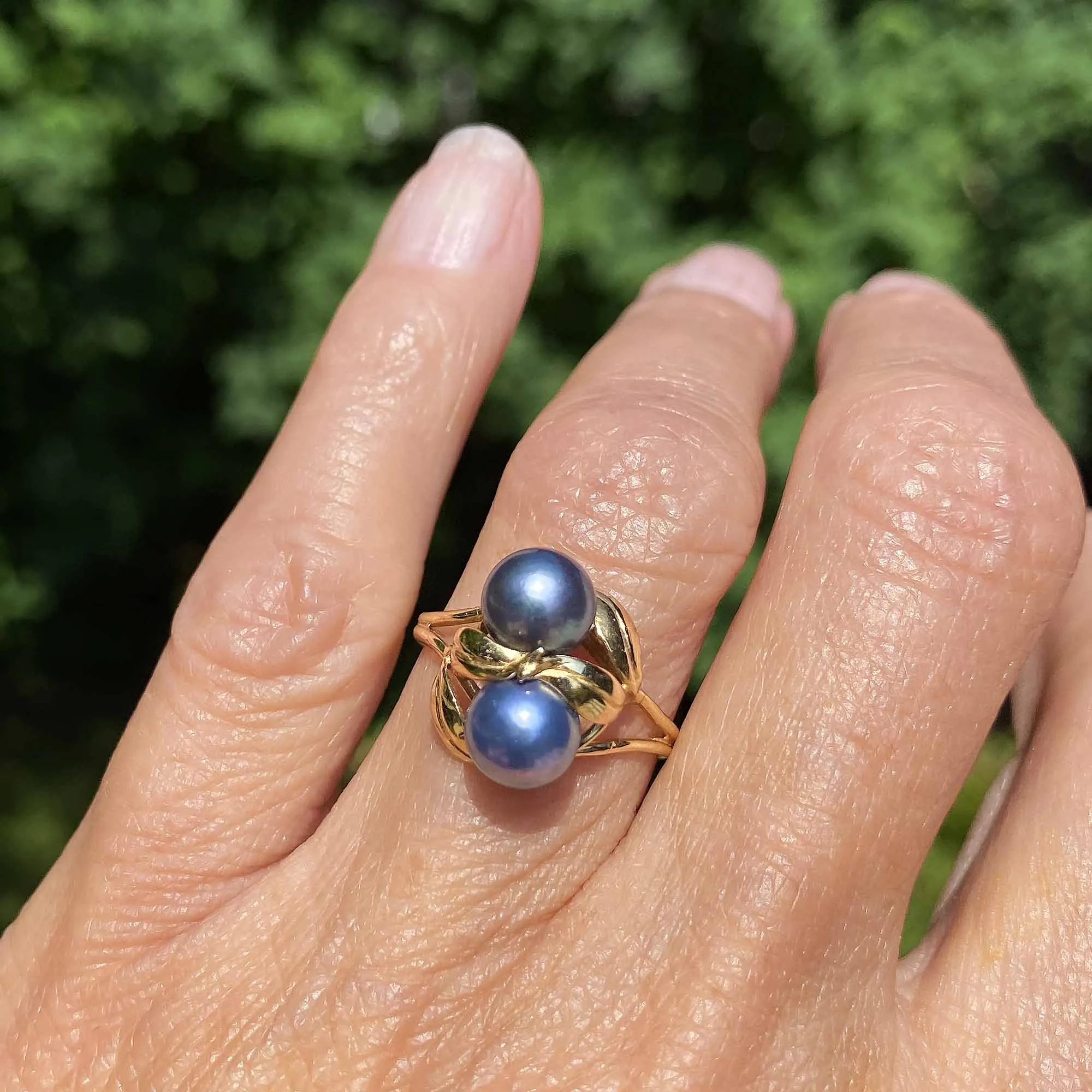 14K Gold Gray Pearl Leaf Ring