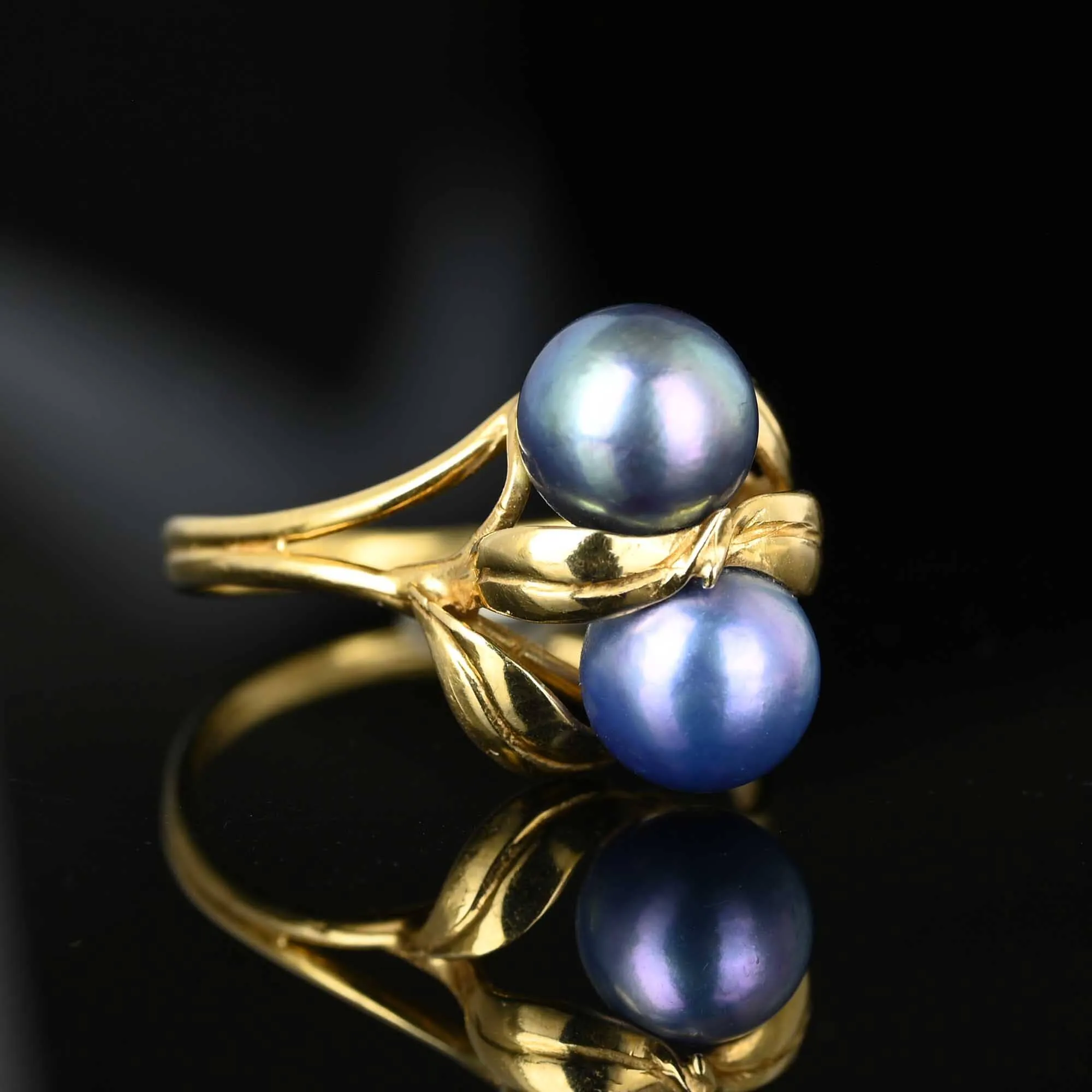 14K Gold Gray Pearl Leaf Ring