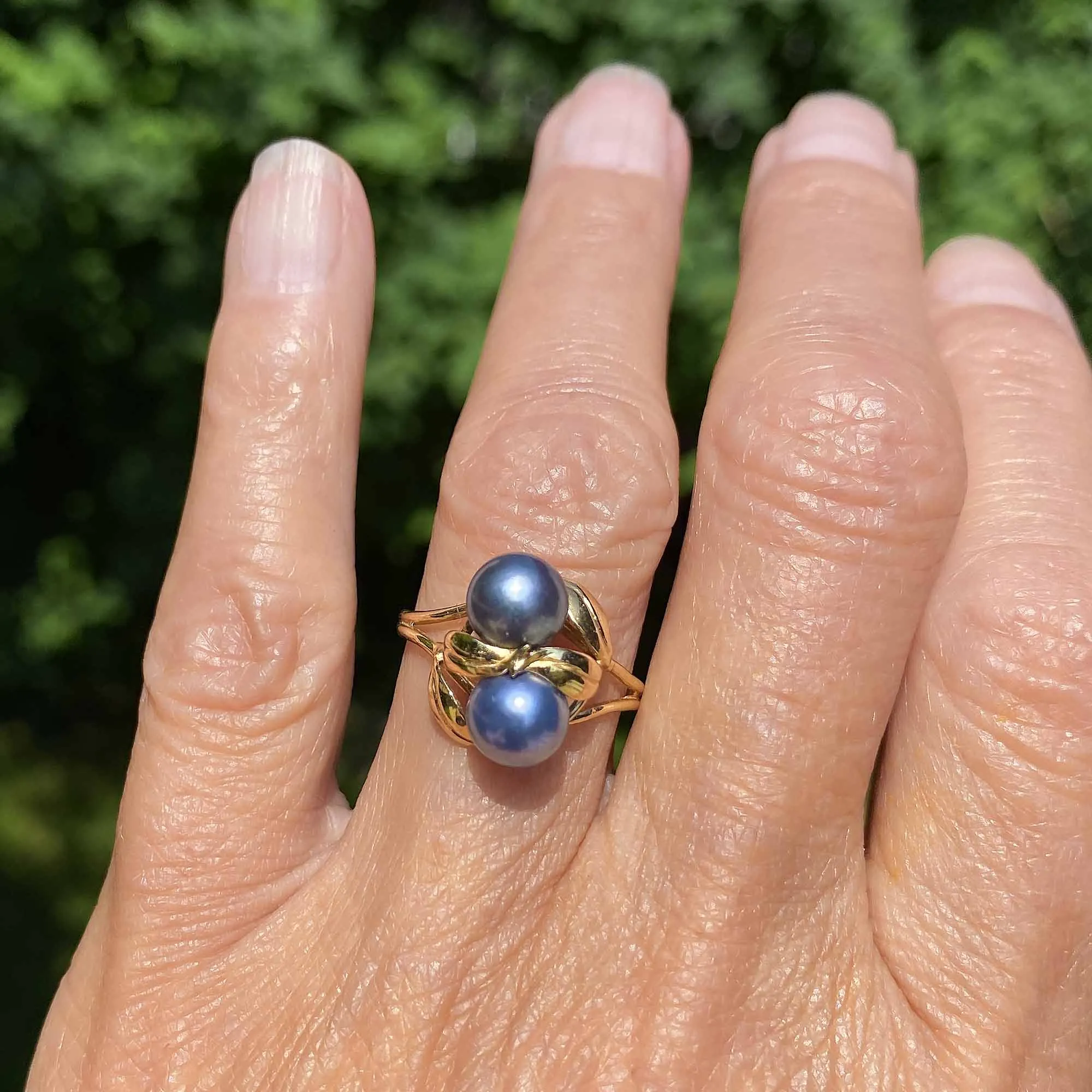 14K Gold Gray Pearl Leaf Ring