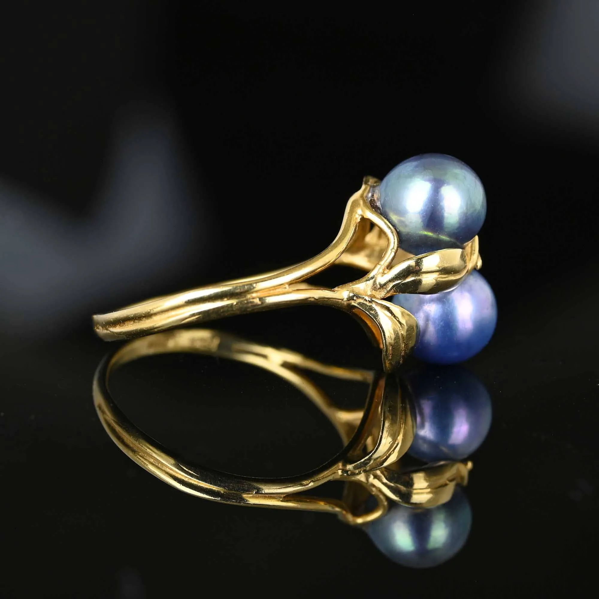 14K Gold Gray Pearl Leaf Ring