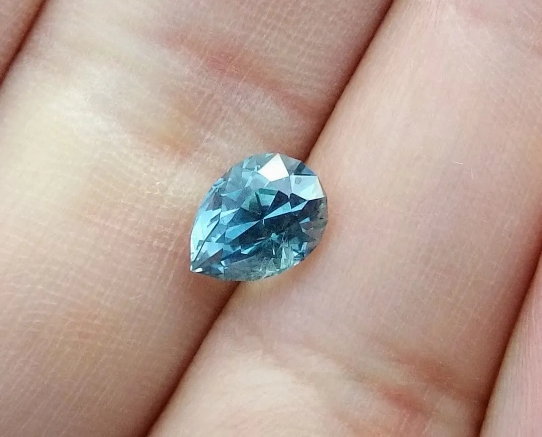 2.14 carat pear-shaped custom Montana sapphire by Mike Soebbing