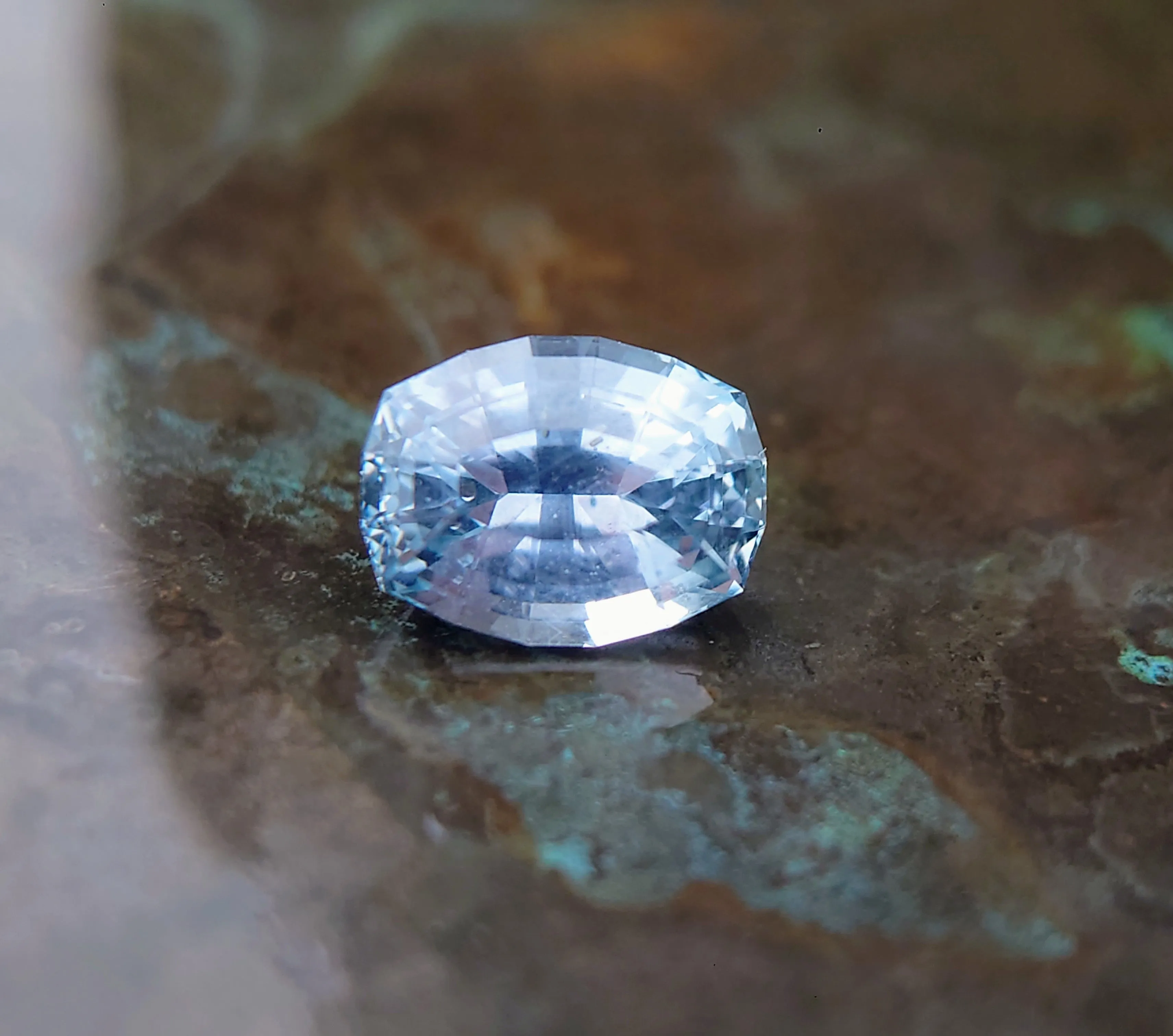 3.87 carat custom-cut Montana sapphire Steve Moriarty