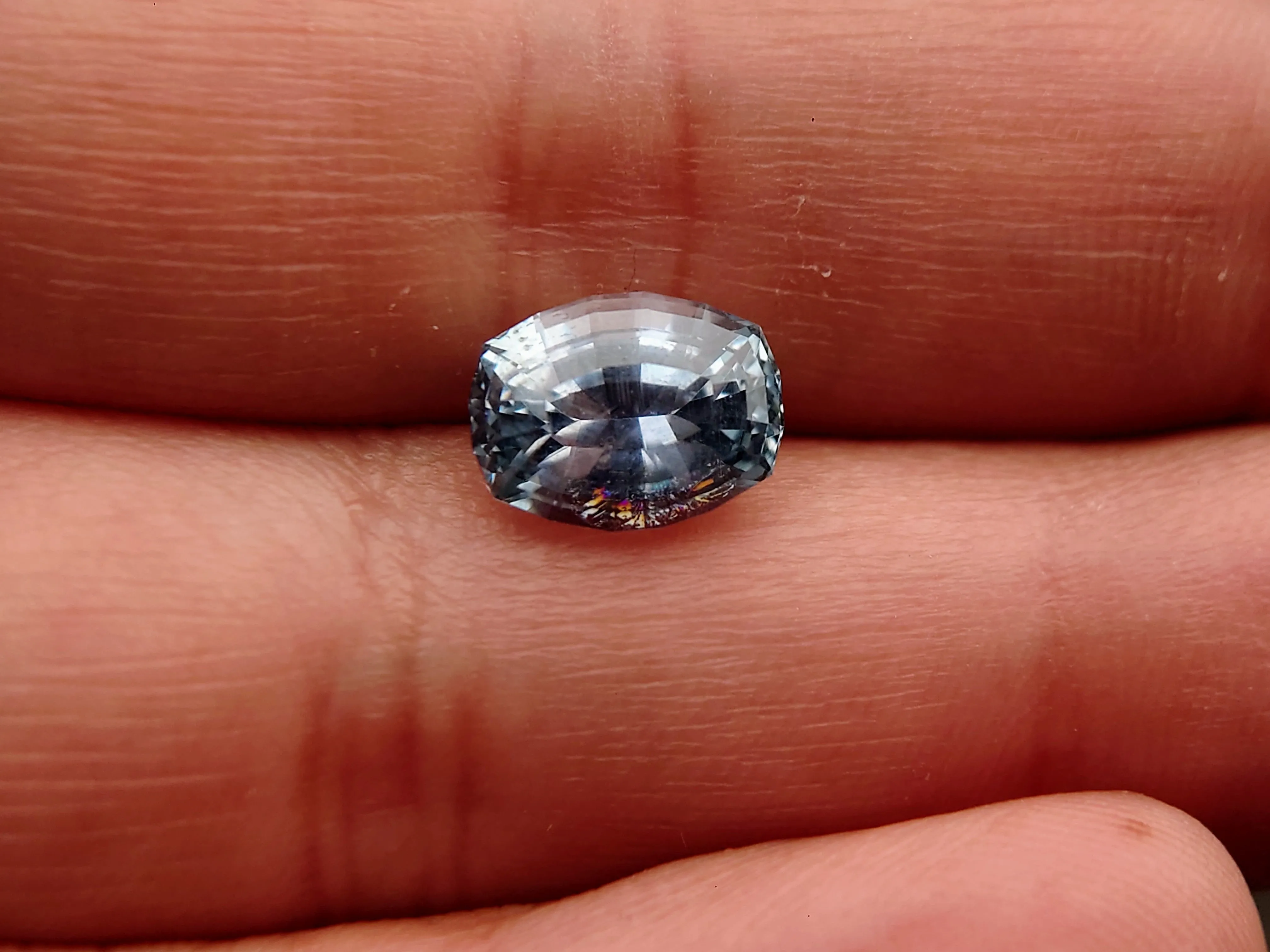 3.87 carat custom-cut Montana sapphire Steve Moriarty