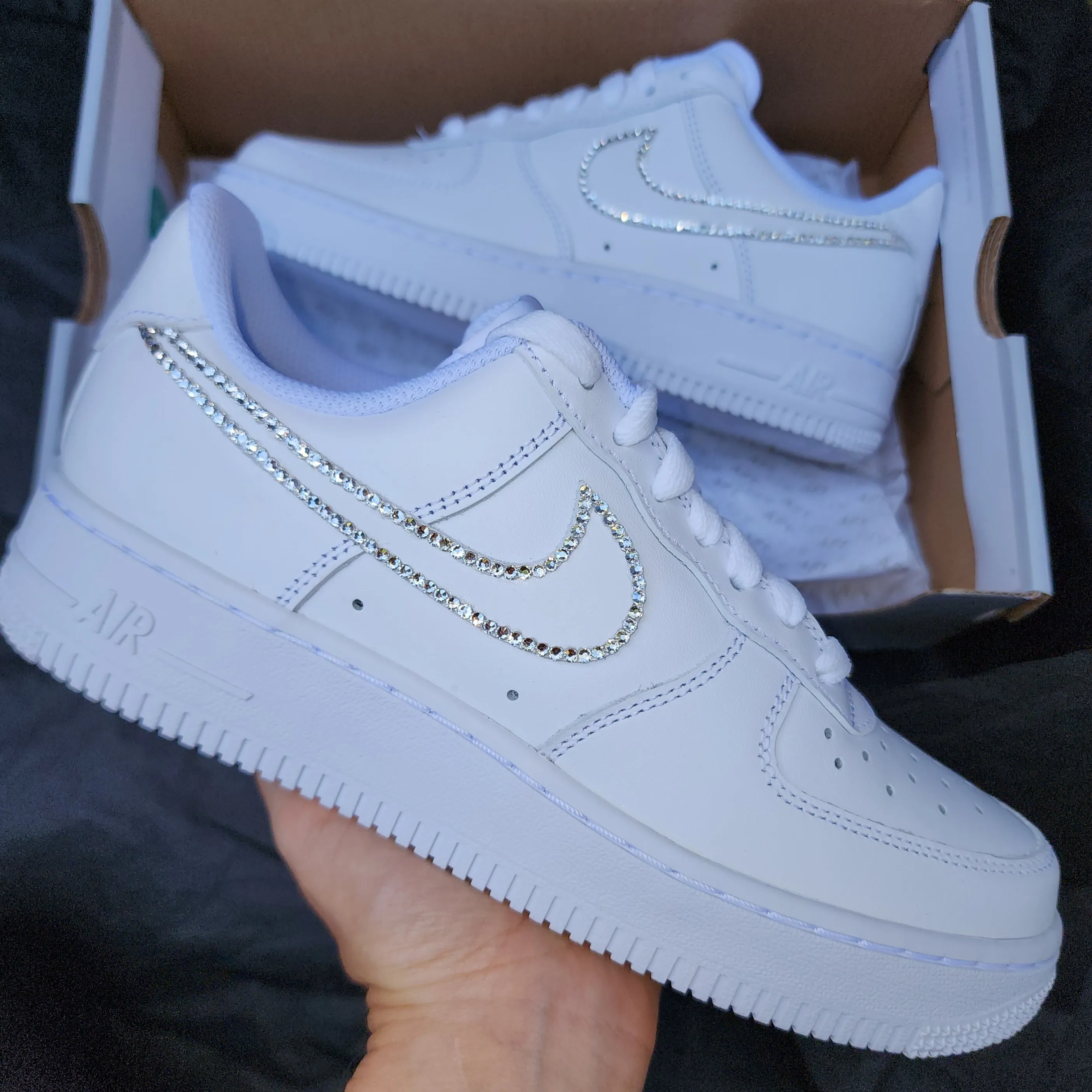 Air Force 1 '07 Women Outline Only (White) - Buy Now