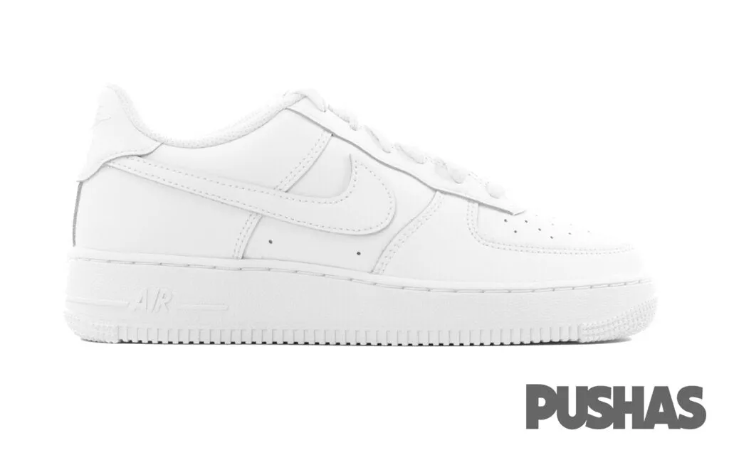 Air Force 1 LE Triple White 2022 - Buy now & rock this classic sneaker