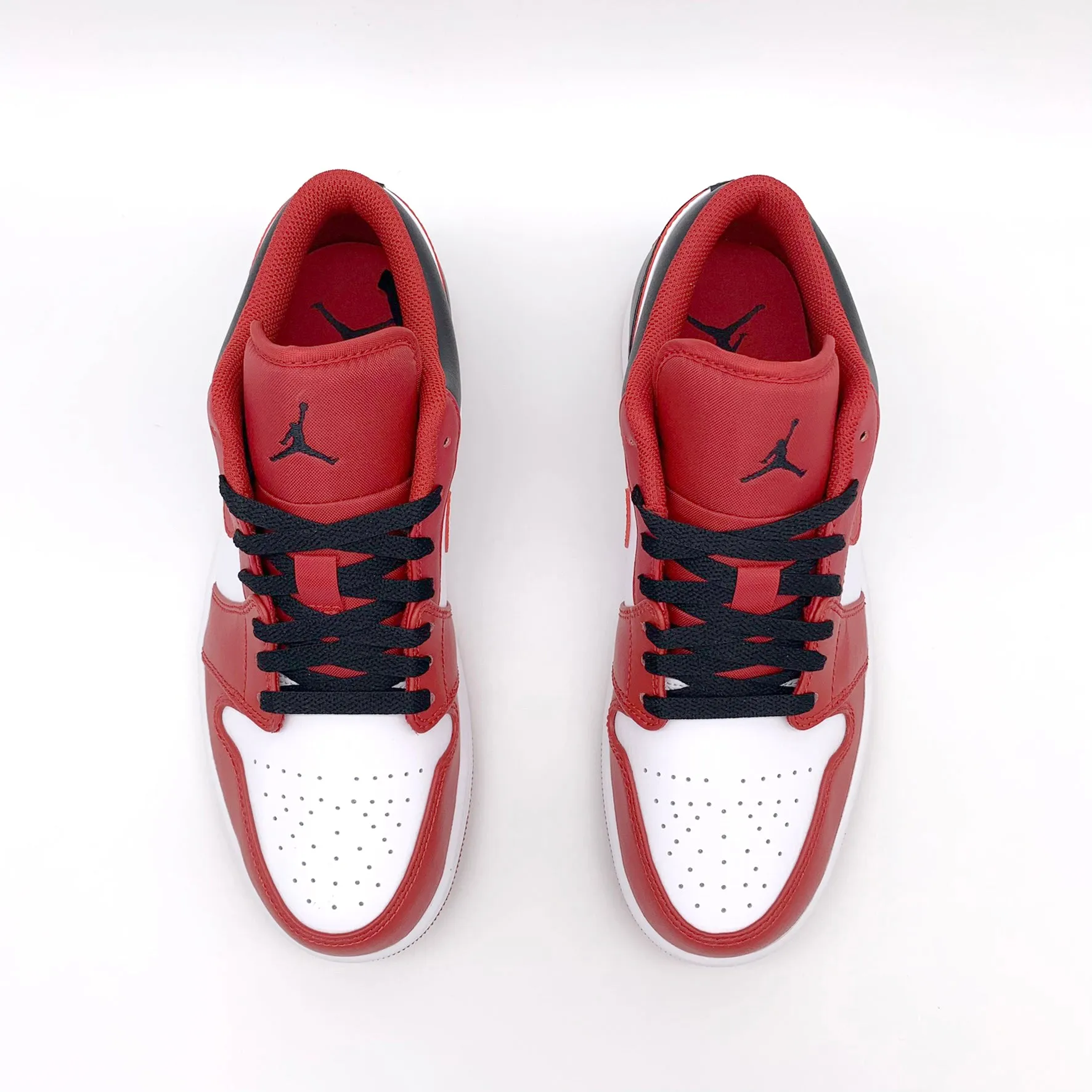 Air Jordan 1 Low Bulls