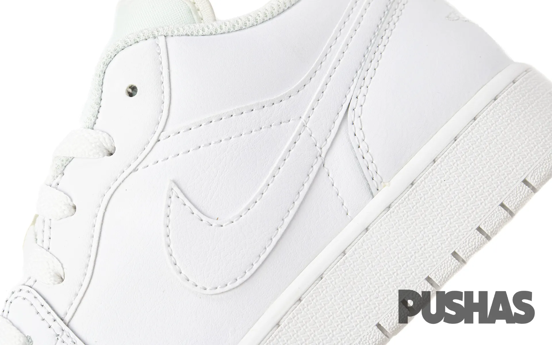 Air Jordan 1 Low GS 'Triple White' 2023 - Refurbished