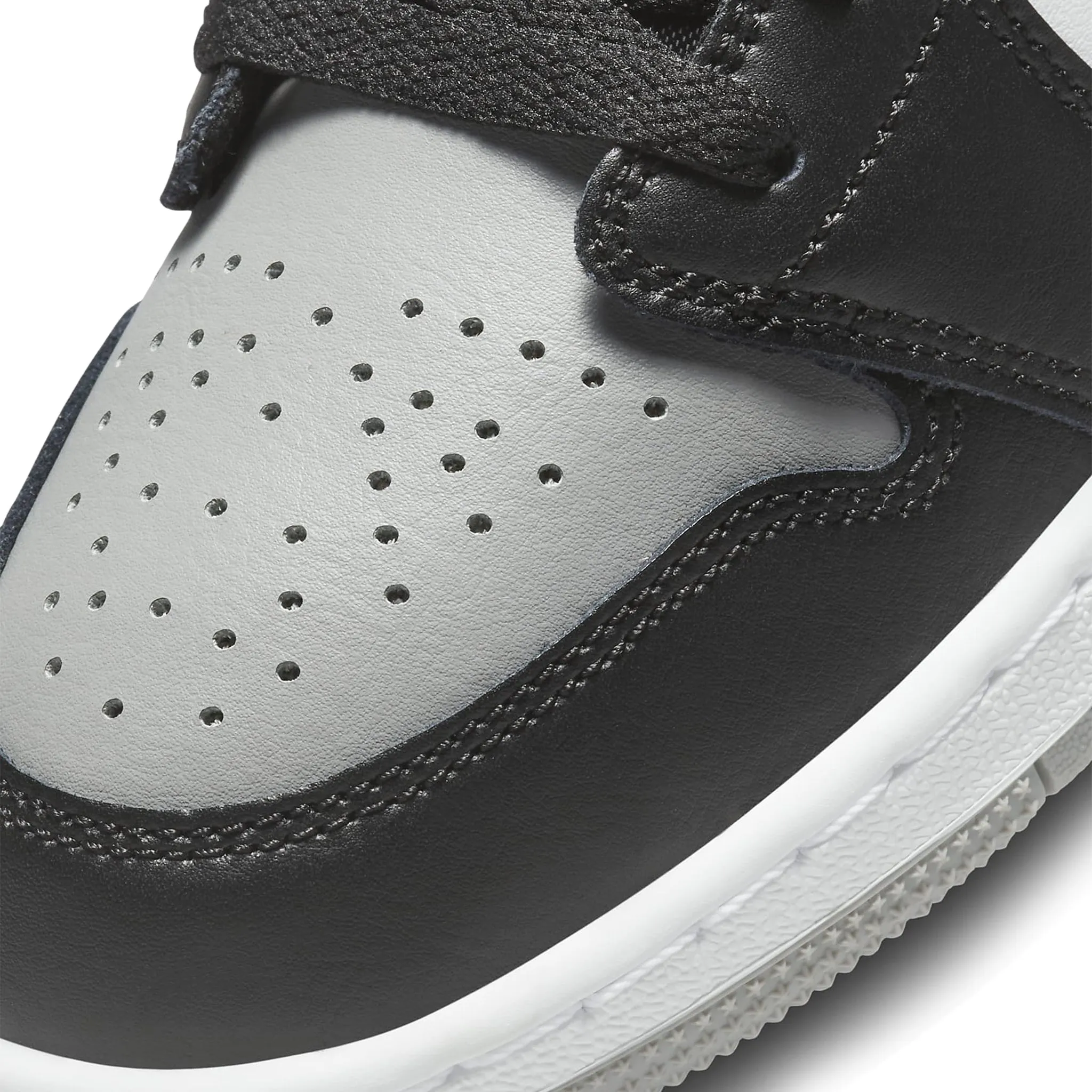 Air Jordan 1 Low Shadow Toe (Grade School)