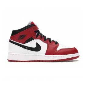 Air Jordan 1 Mid Chicago 2020 (GS) - Google SEO result: Red and white Air Jordan 1 Mid sneakers, released in 2020, suitable for 