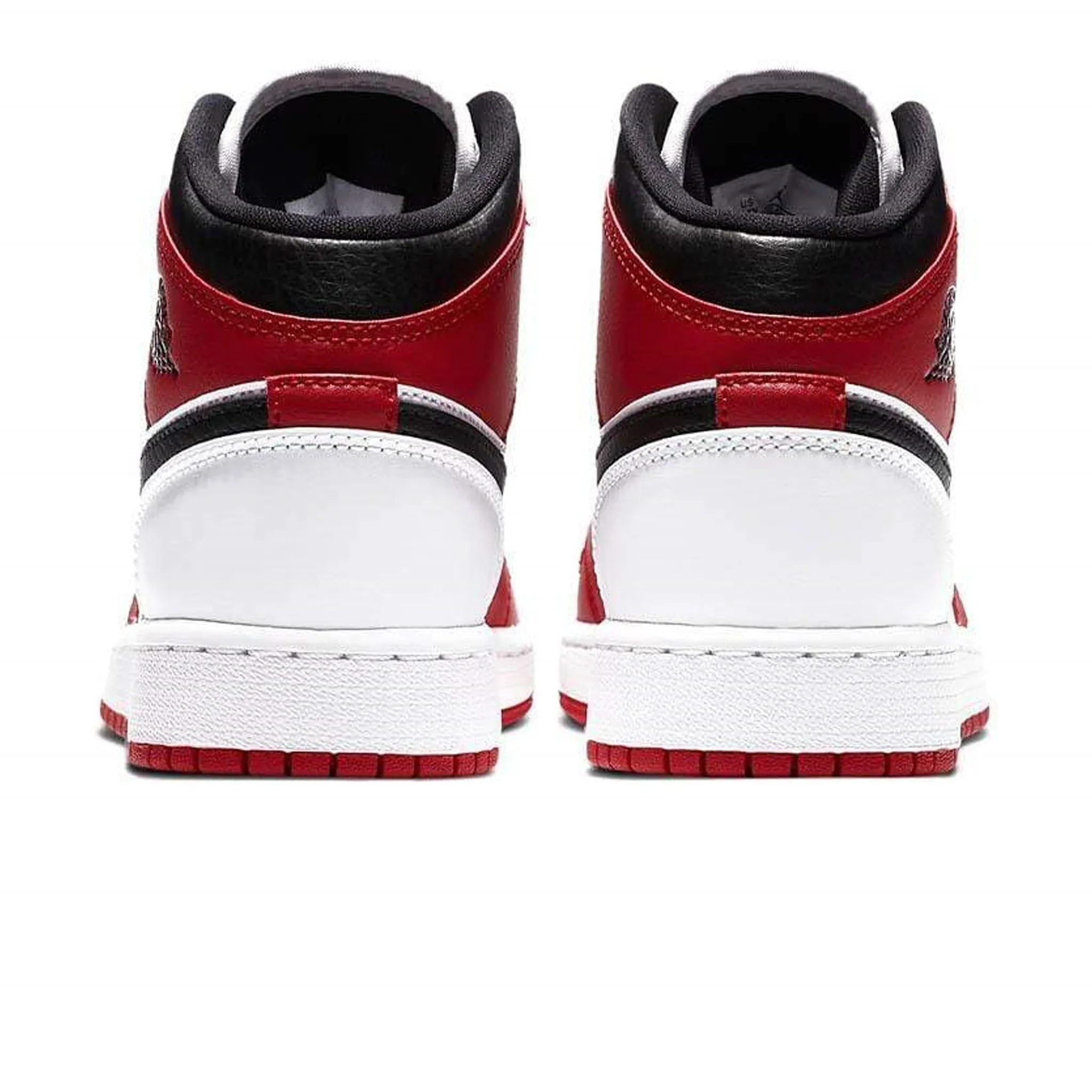 Air Jordan 1 Mid Chicago 2020 (GS) - Google SEO result: Red and white Air Jordan 1 Mid sneakers, released in 2020, suitable for 