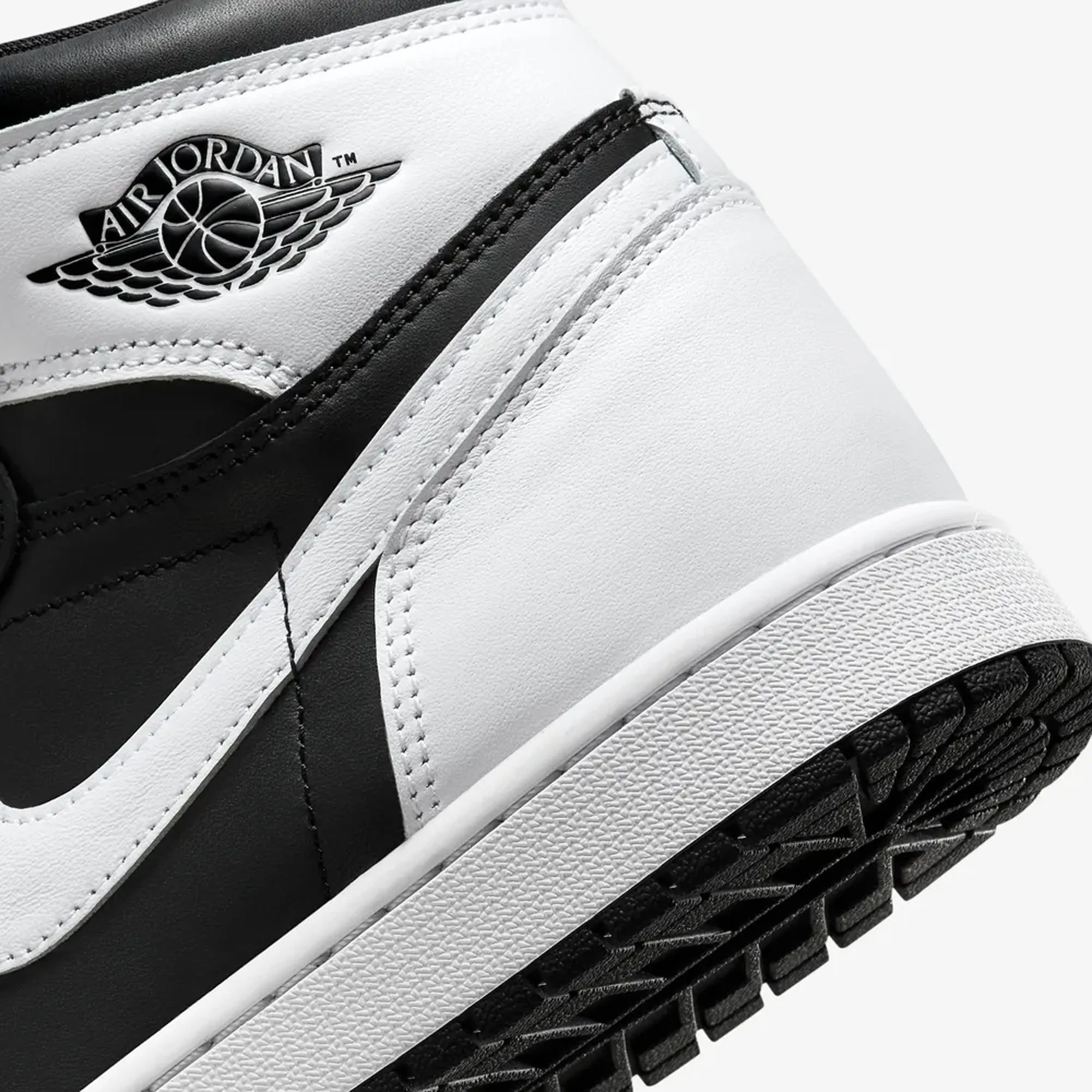 Air Jordan 1 Retro High OG Black White White