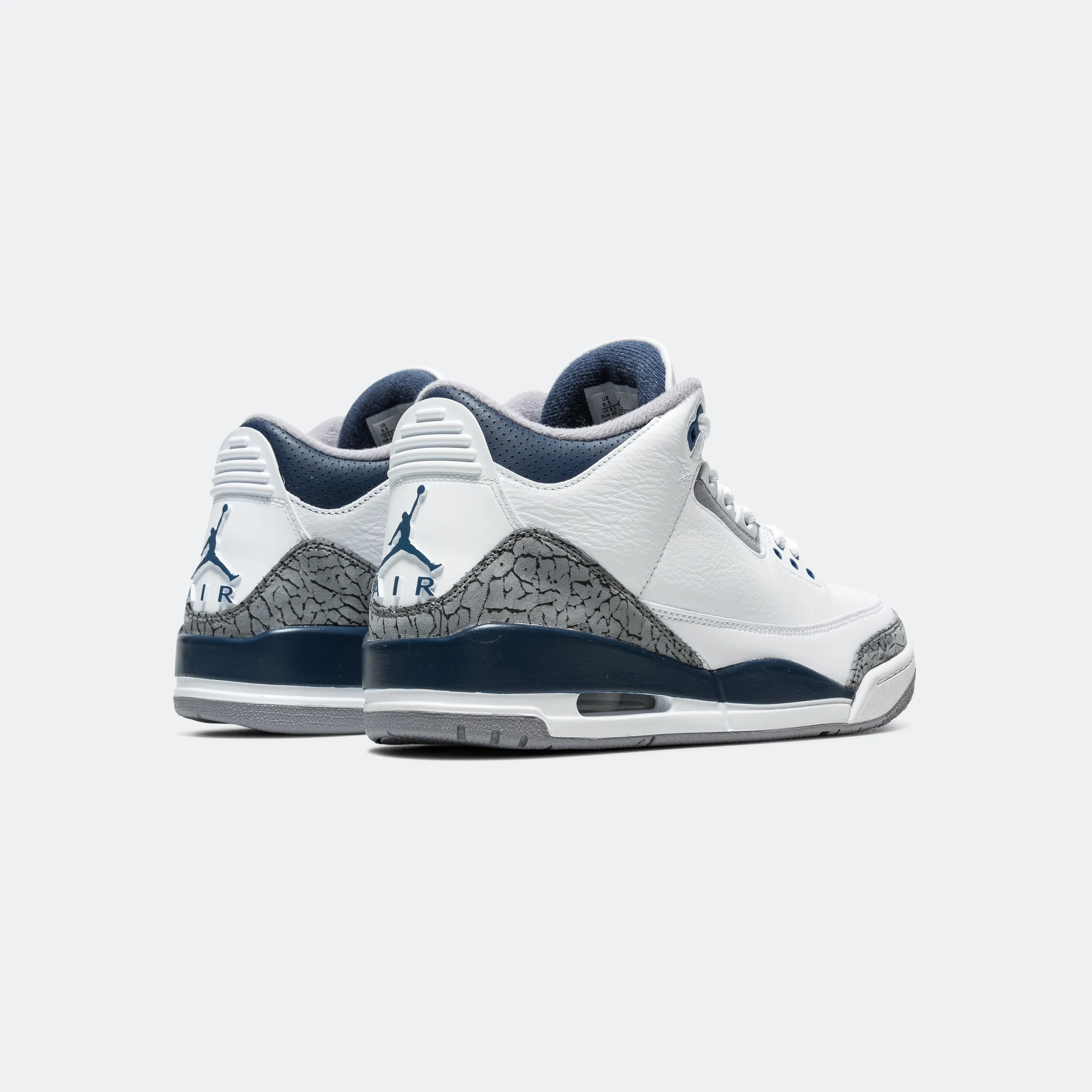 Air Jordan 3 Retro - White/Navy-Cement Grey