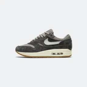 Air Max 1 Premium Sneakers - Soft Grey Neutral Grey Thunder Grey