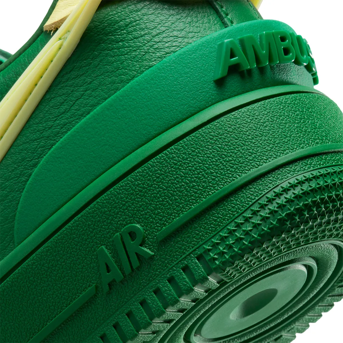 AMBUSH Air Force 1 SP Pickle Rick