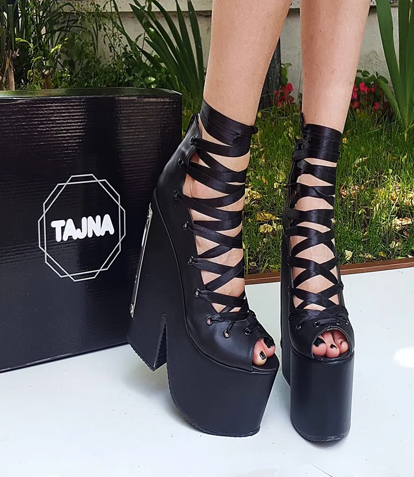 Black Lace Up Platform Wedges with 20 cm High Heels