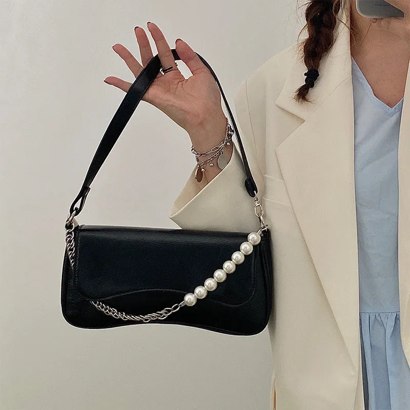 Black Pearl Chain Bag