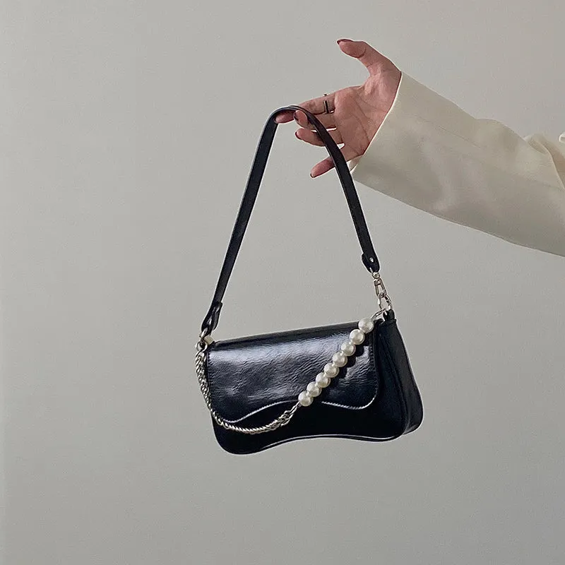 Black Pearl Chain Bag