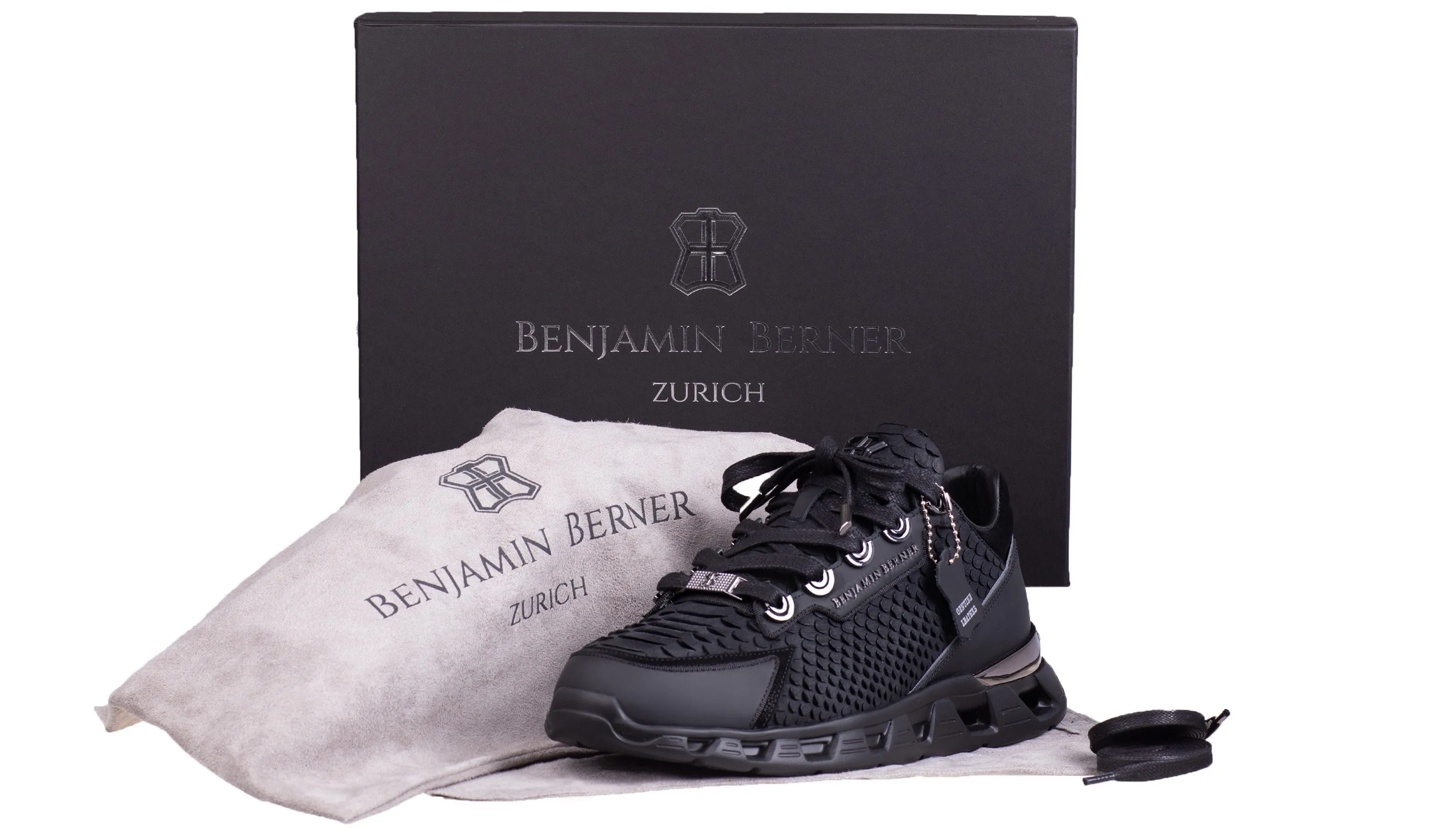 BNJ High-Tech Runner - All Black Python Cut Nubuck