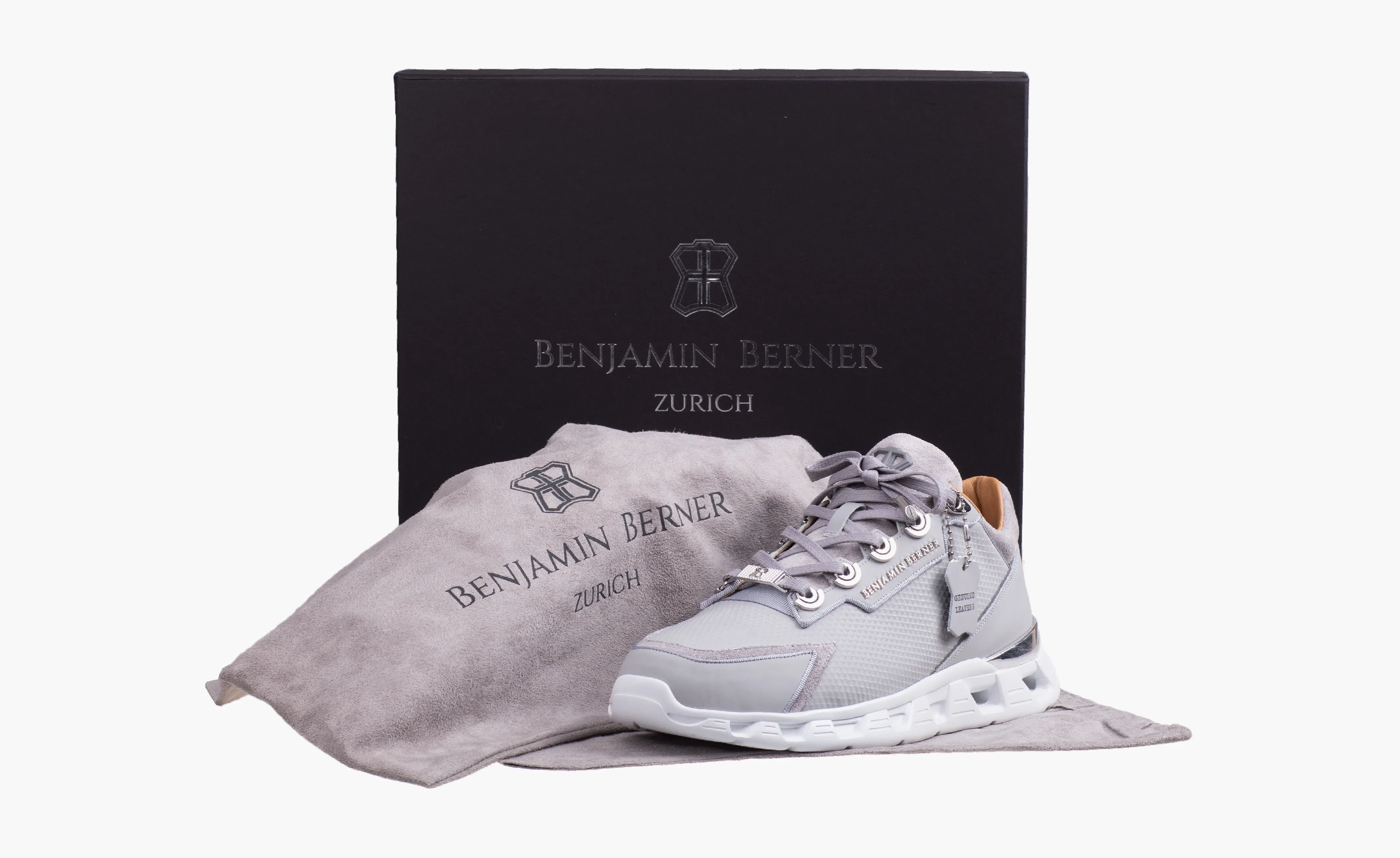 BNJ Razor High-Tech Runner - Ice Grey, Triangle Embossed Matt Nappa.