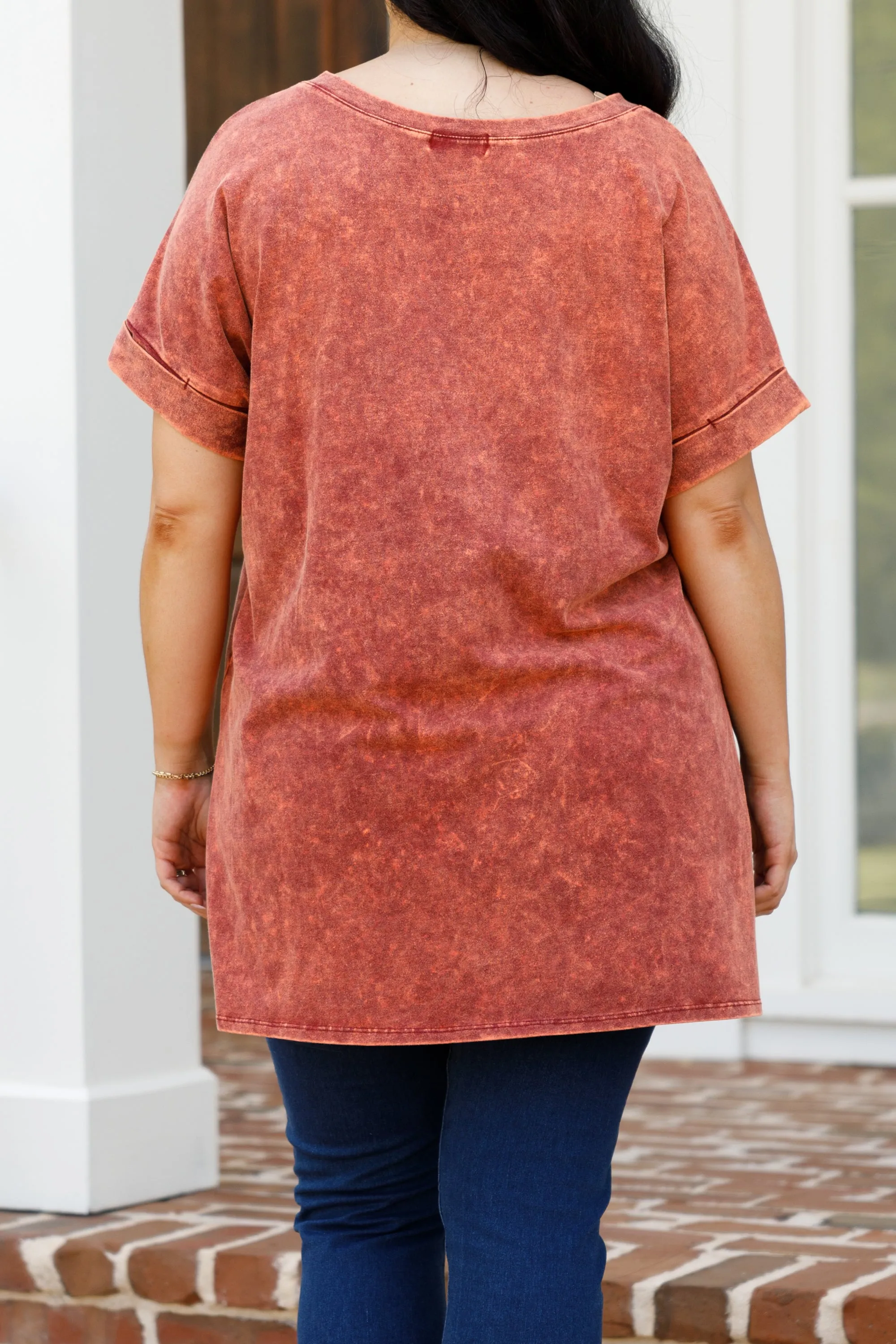 Comfy Travel Top, Neon Brick Mineral Wash