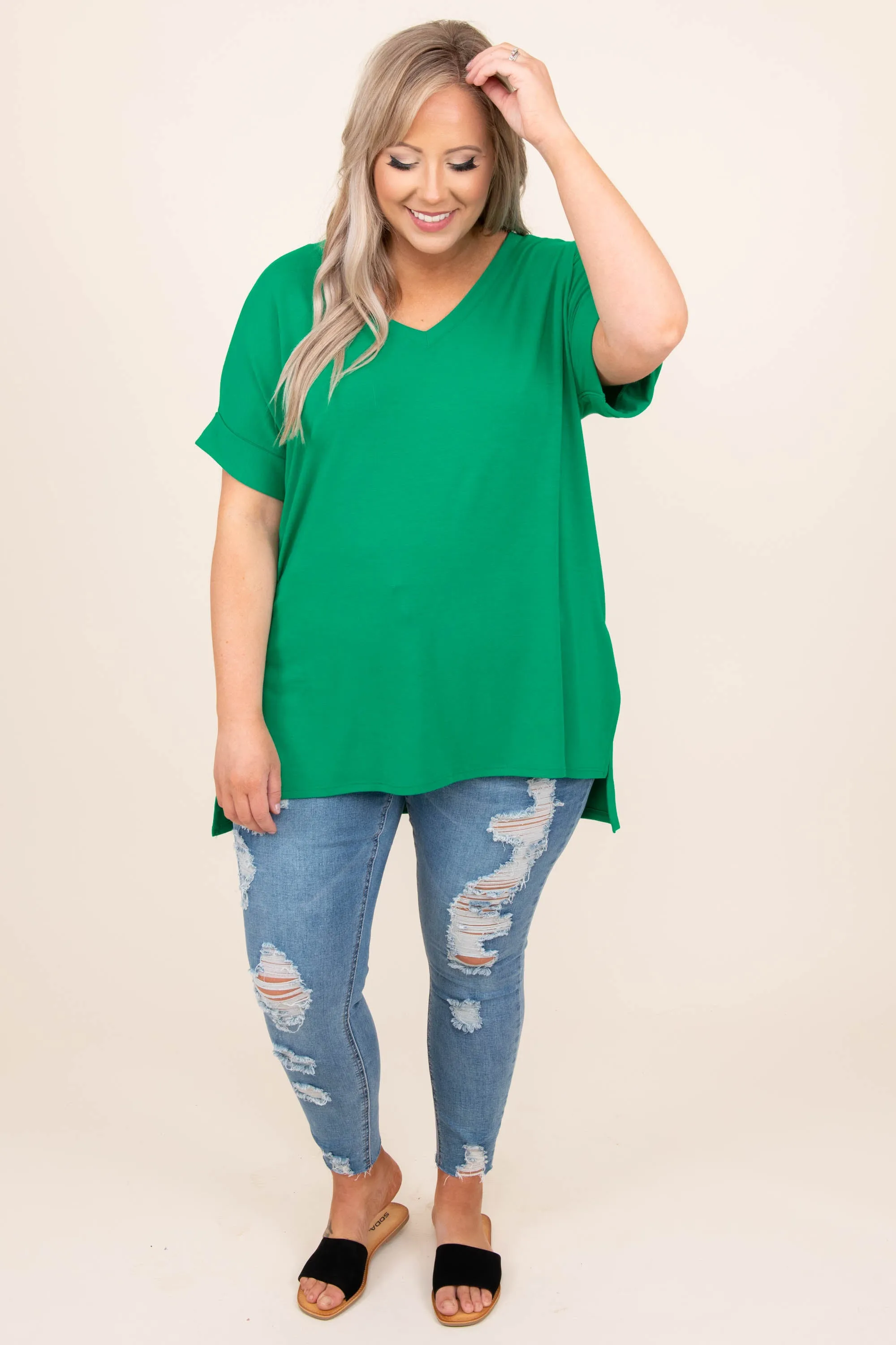 Comfy Travels Top in Kelly Green