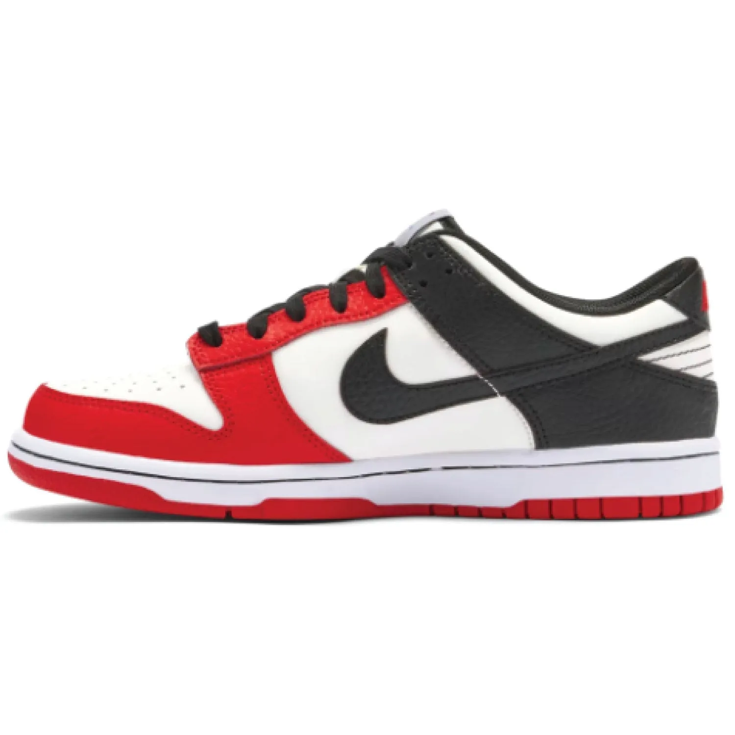 Dunk Low NBA EMB Chicago