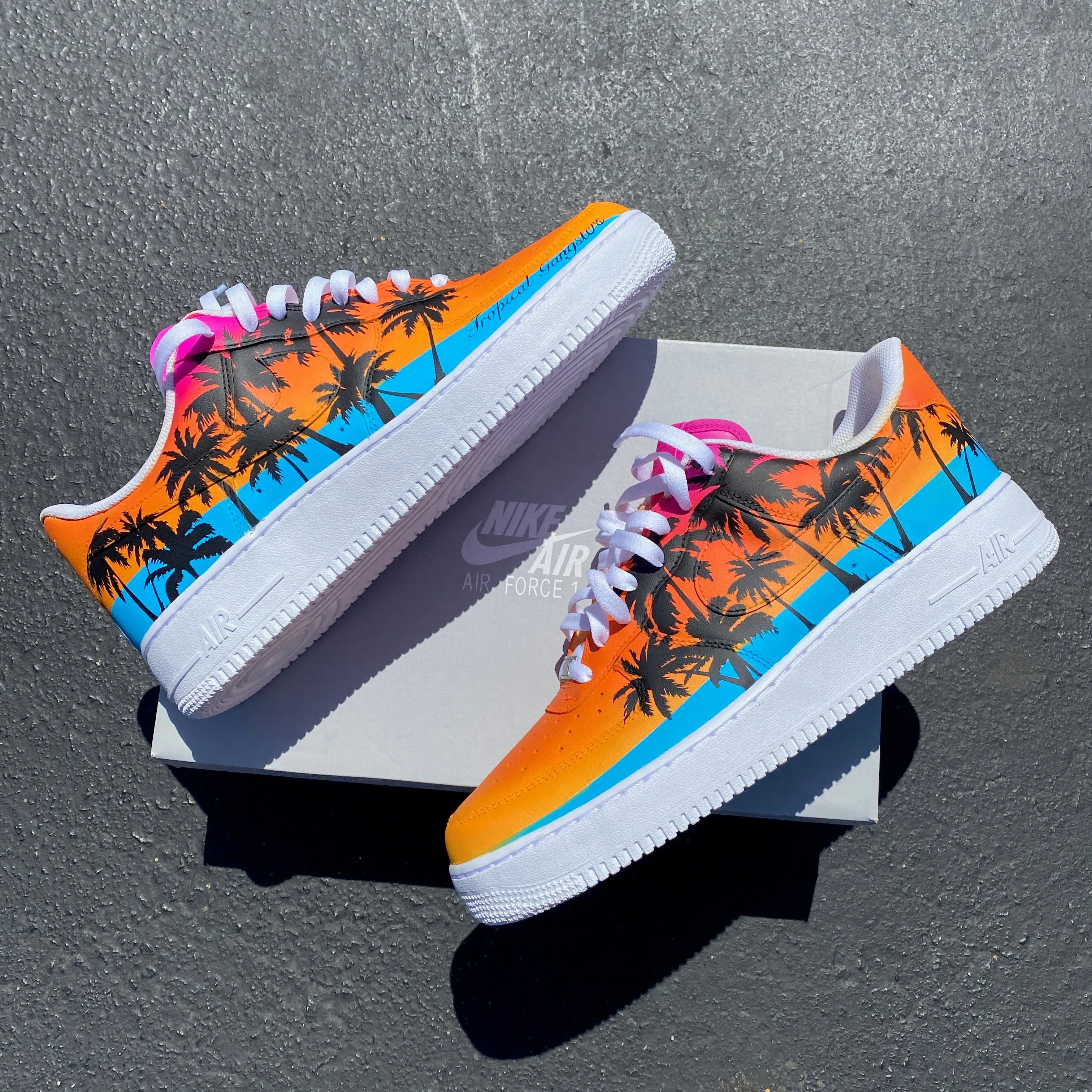 Hand painted tropical palm Nike Air Force 1 Low - white.