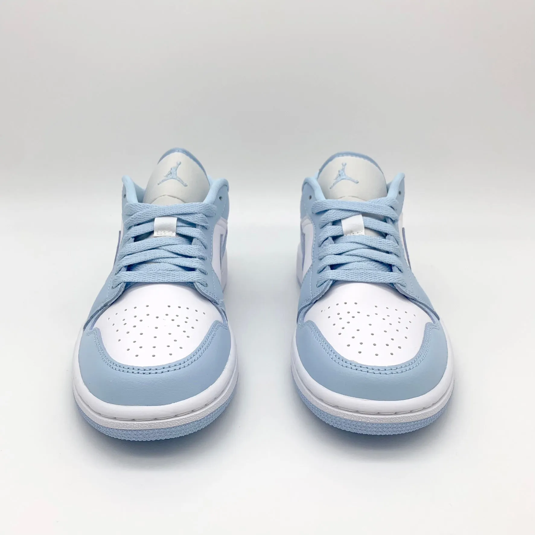 Jordan 1 Low Aluminum shoes