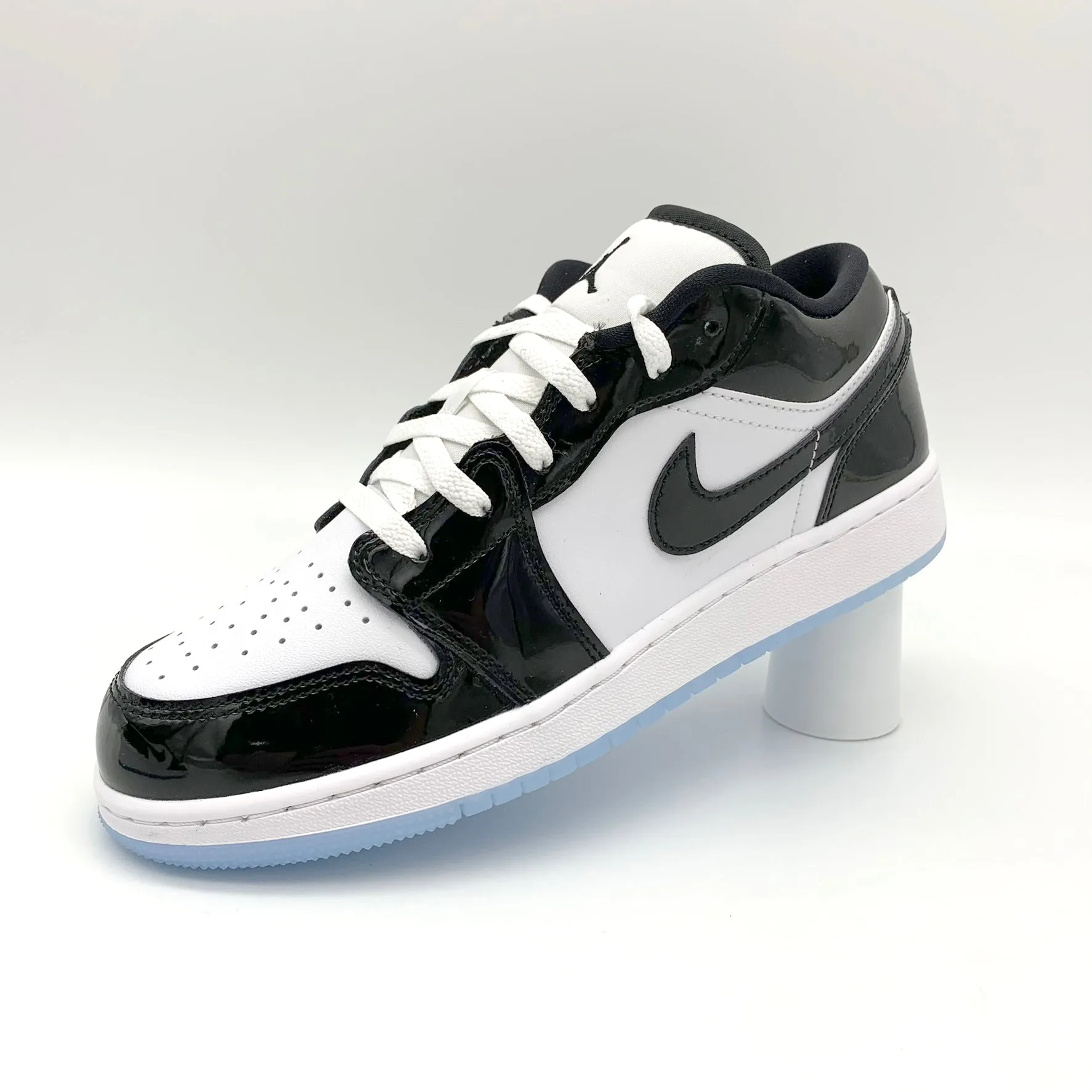 Jordan 1 Low SE Concord - Shop Now