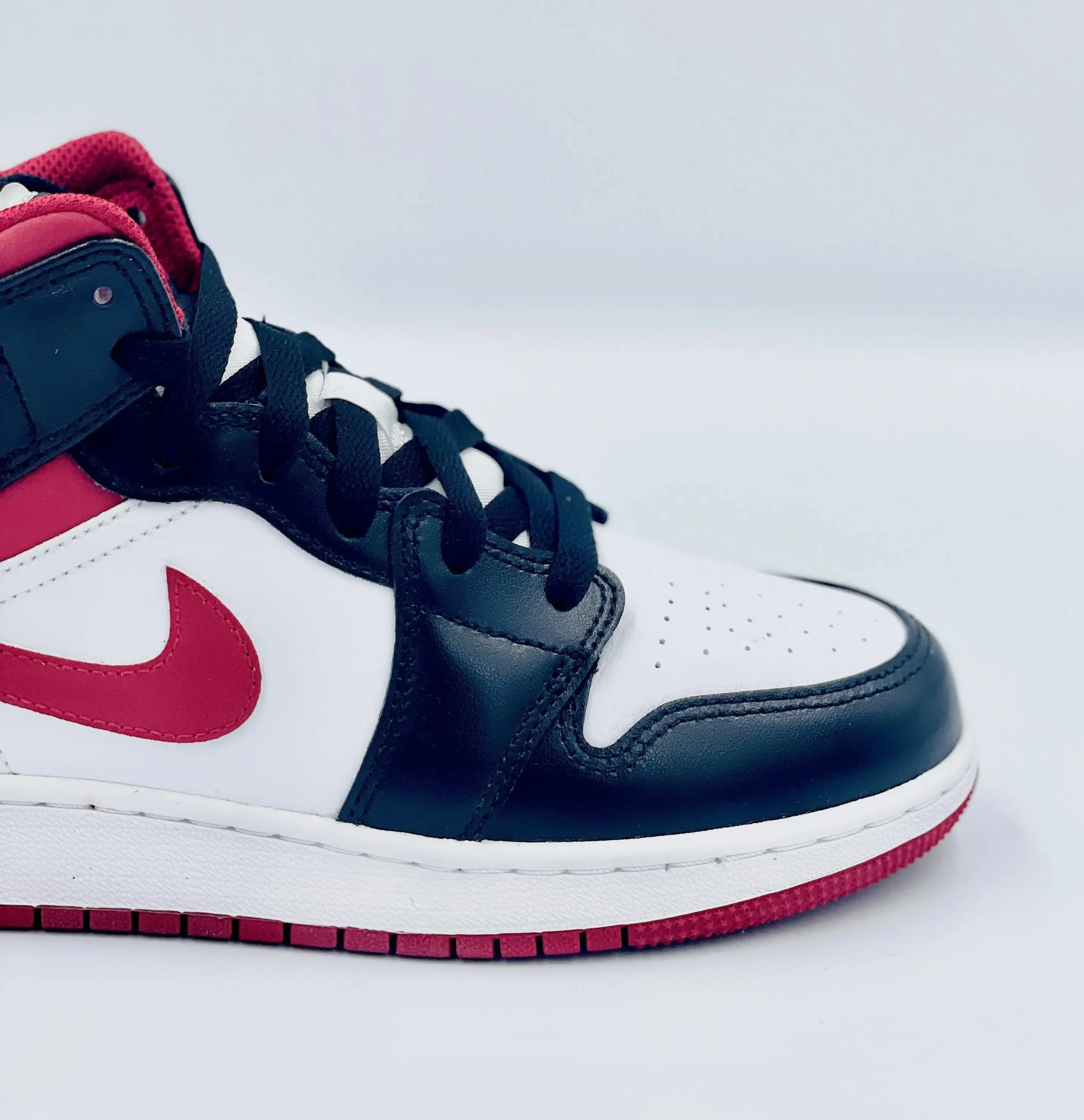 Jordan 1 Mid Gym Red Black White Shoes