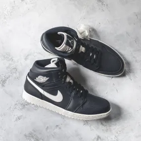 Jordan 1 Mid Obsidian White