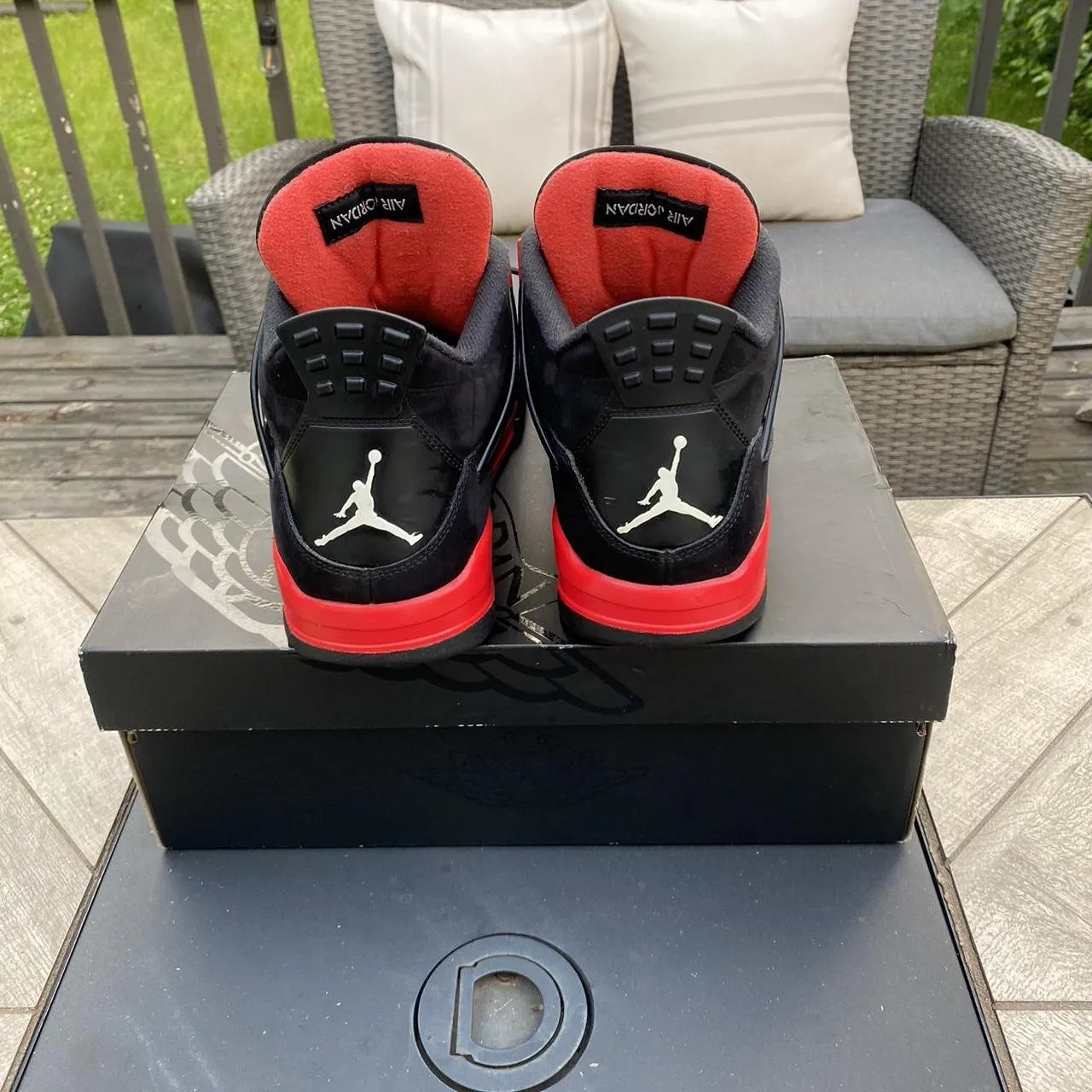 Jordan Men's Black and Red Trainers