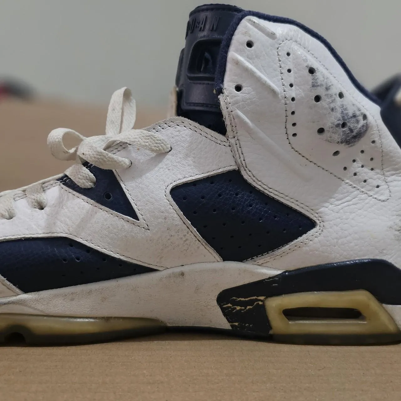 Jordan Men's White and Navy Trainers