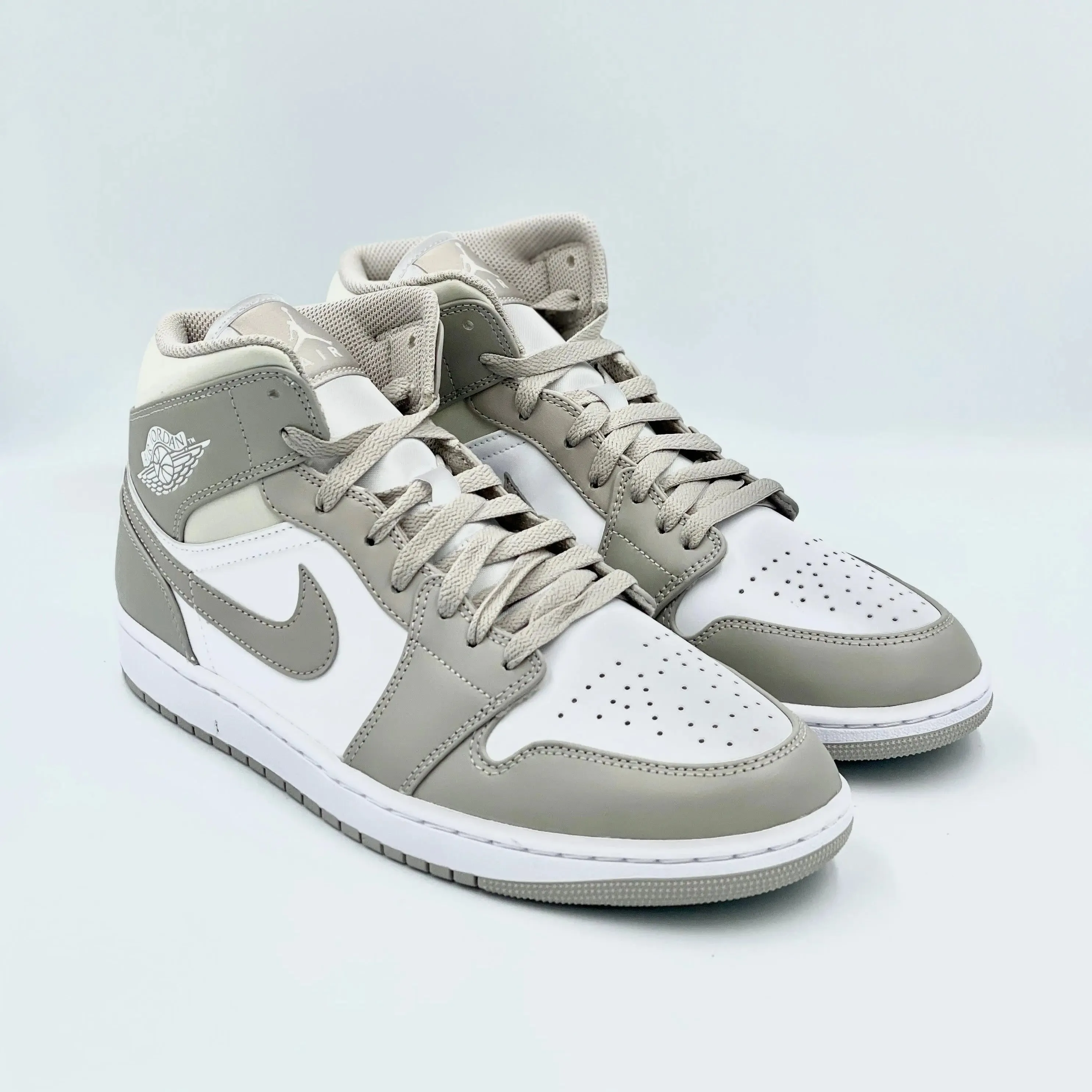 Linen Jordan 1 Mid