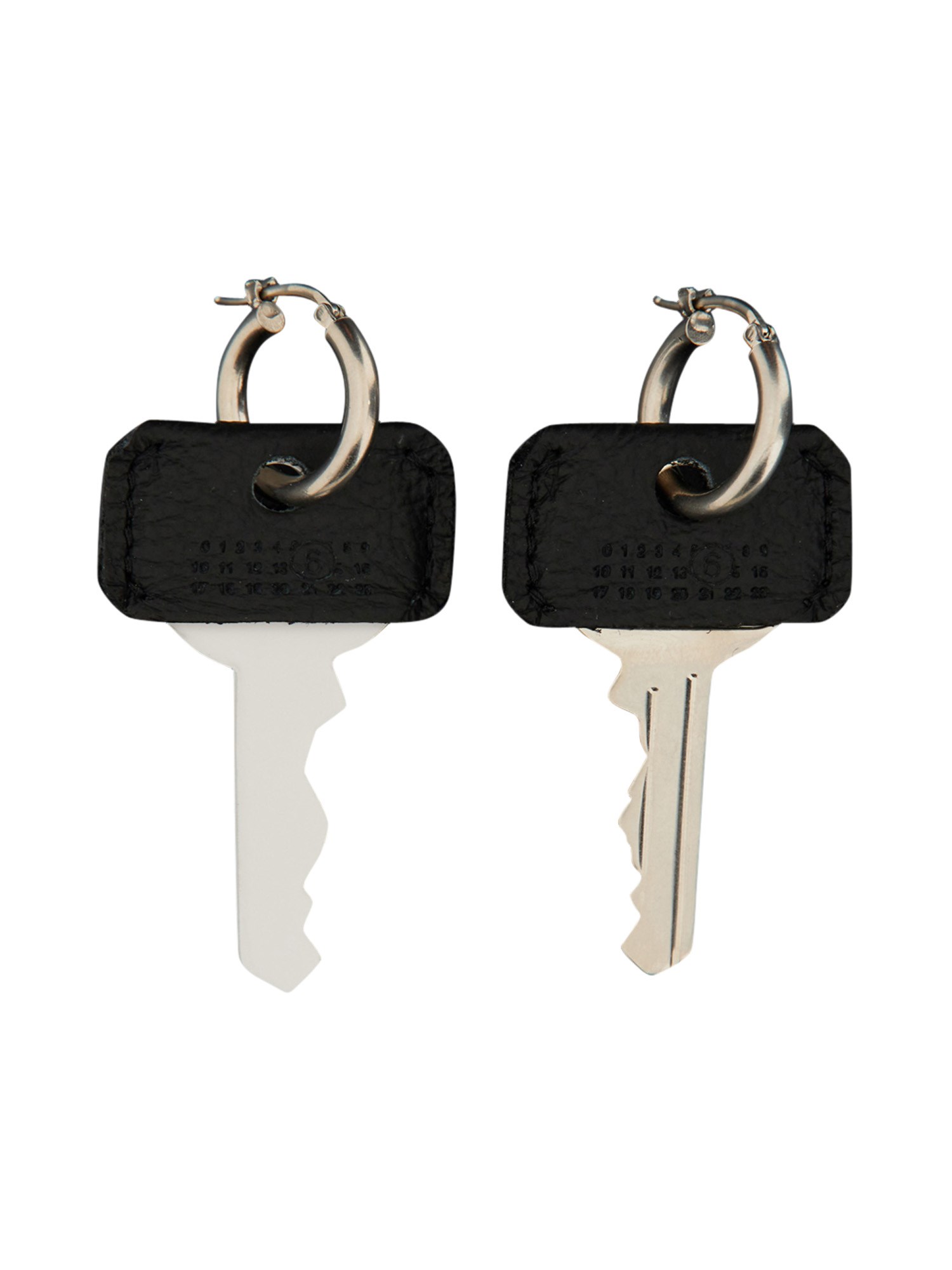 MM6 MAISON MARGIELA    NUMERIC KEY EARRING