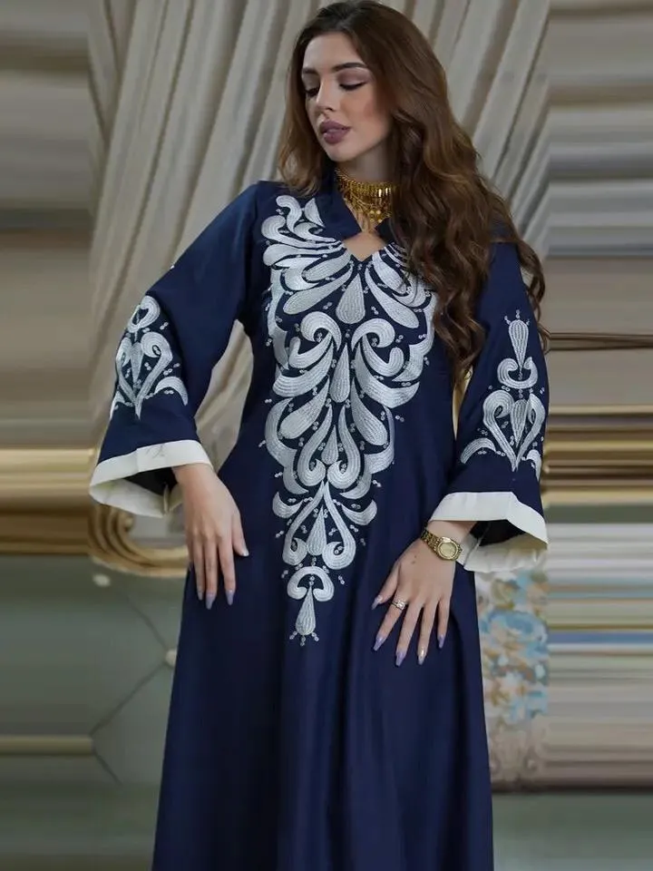 Muslim Abaya Embroidered Kebaya Dress - Long Sleeve Gowns (AB184)