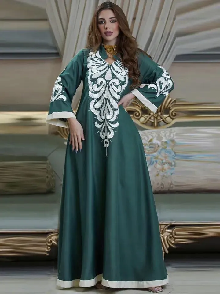 Muslim Abaya Embroidered Kebaya Dress - Long Sleeve Gowns (AB184)