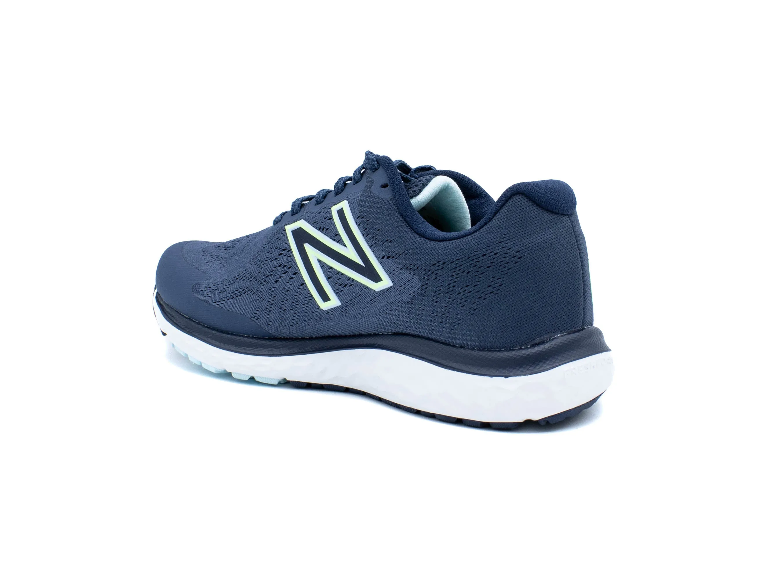 New Balance 680v7 running shoes