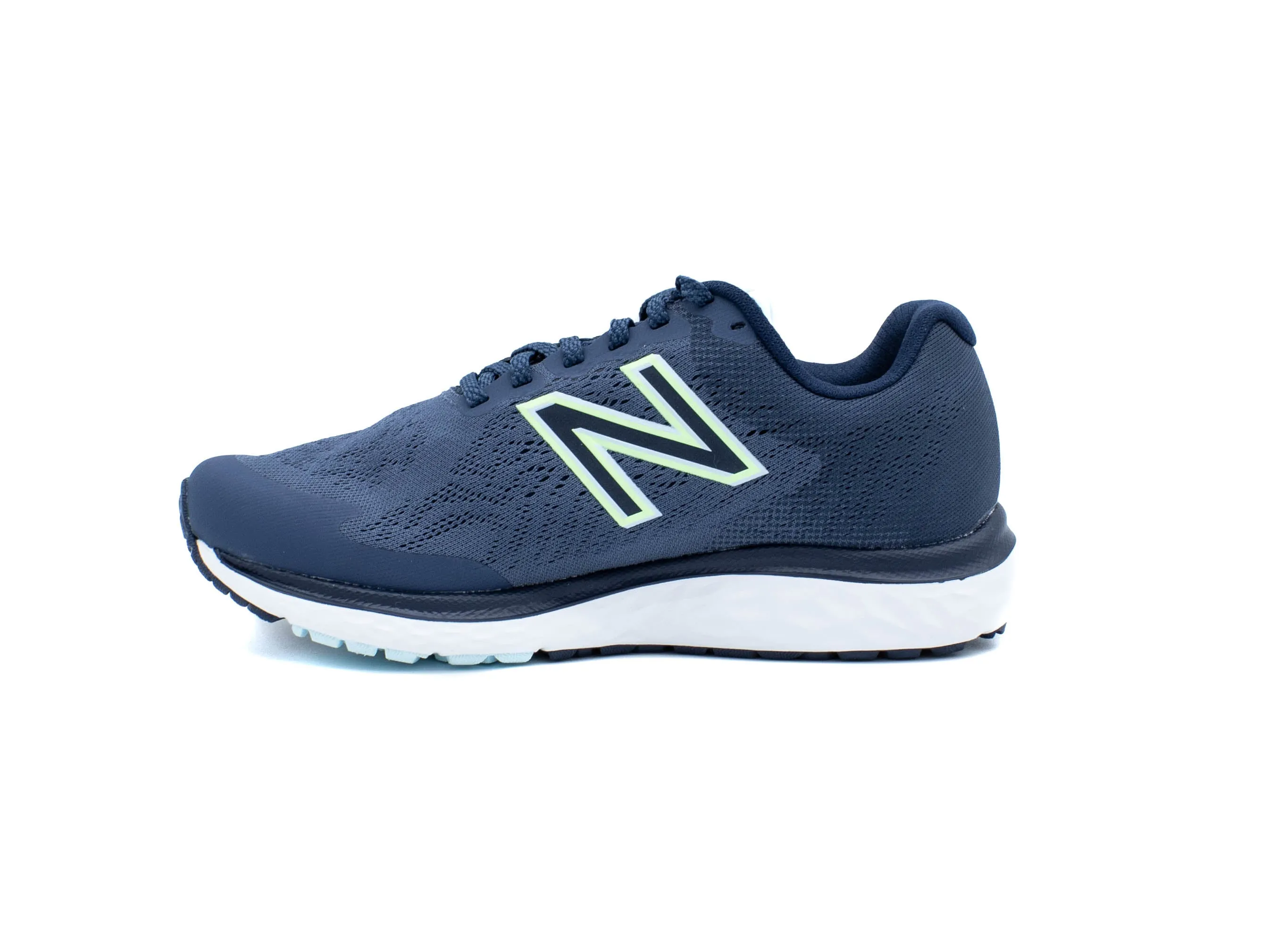 New Balance 680v7 running shoes