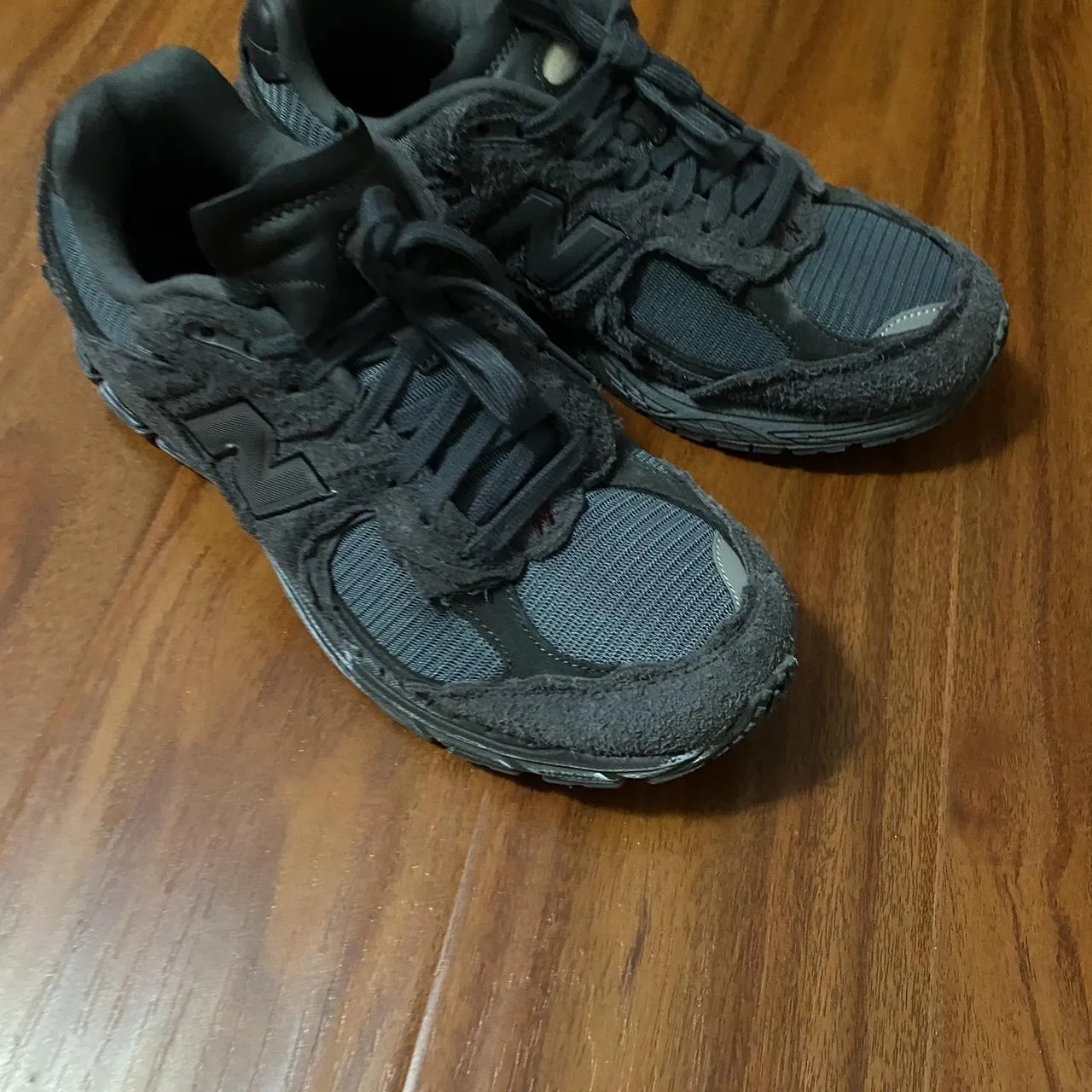 New Balance Men's Black Trainers