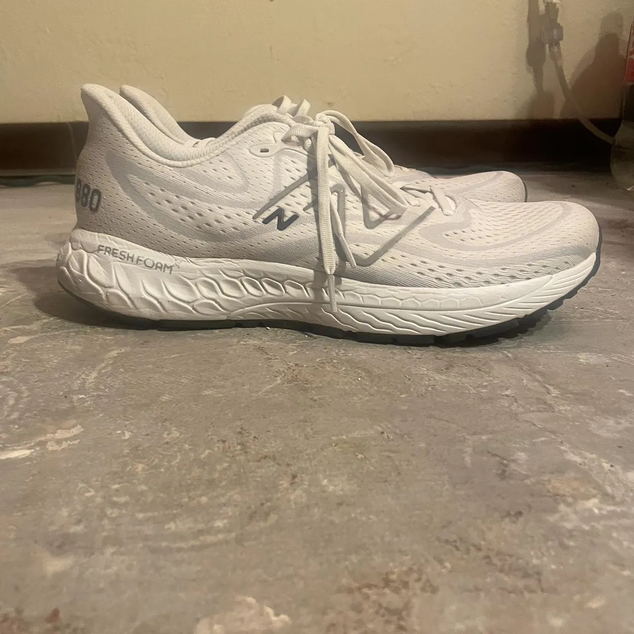 New Balance Men's White Trainers