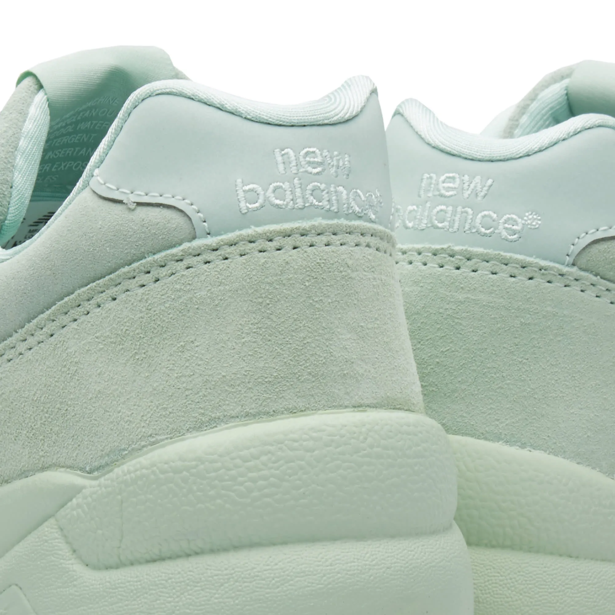 New Balance Mint MRT580MC