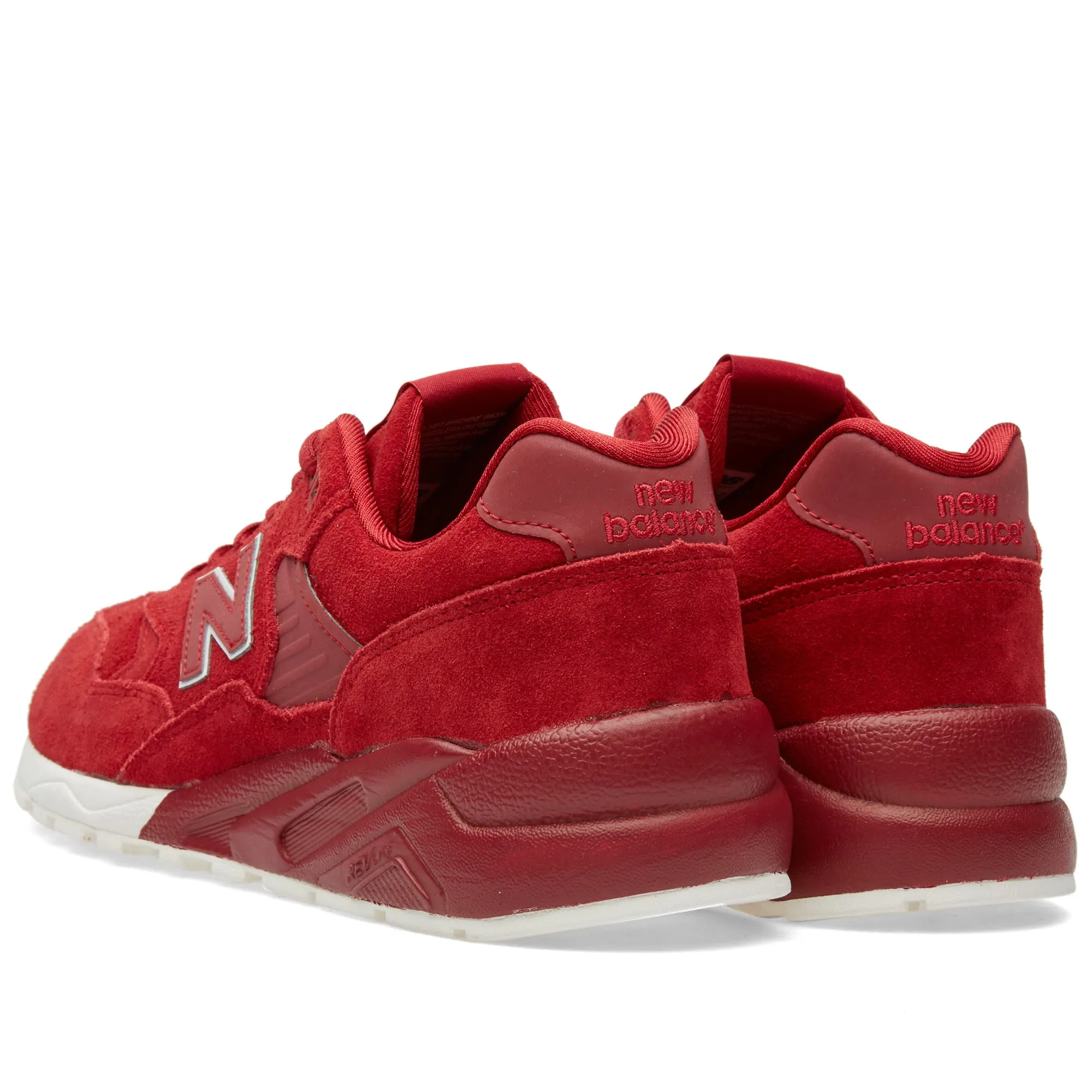 New Balance MRT580BR Red sneakers