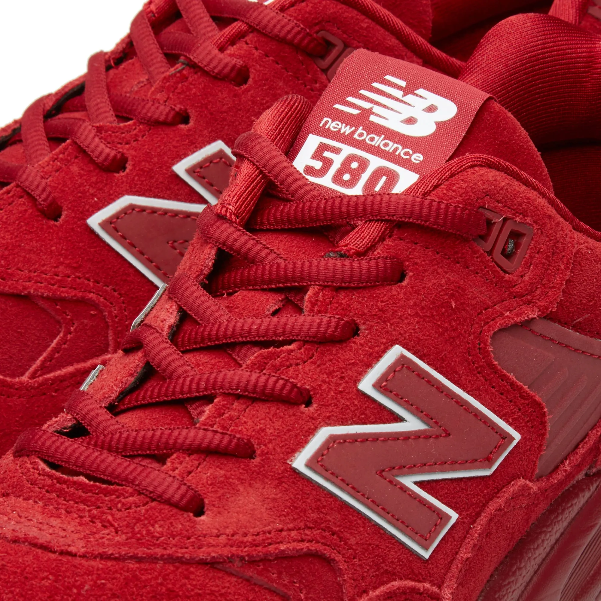 New Balance MRT580BR Red sneakers