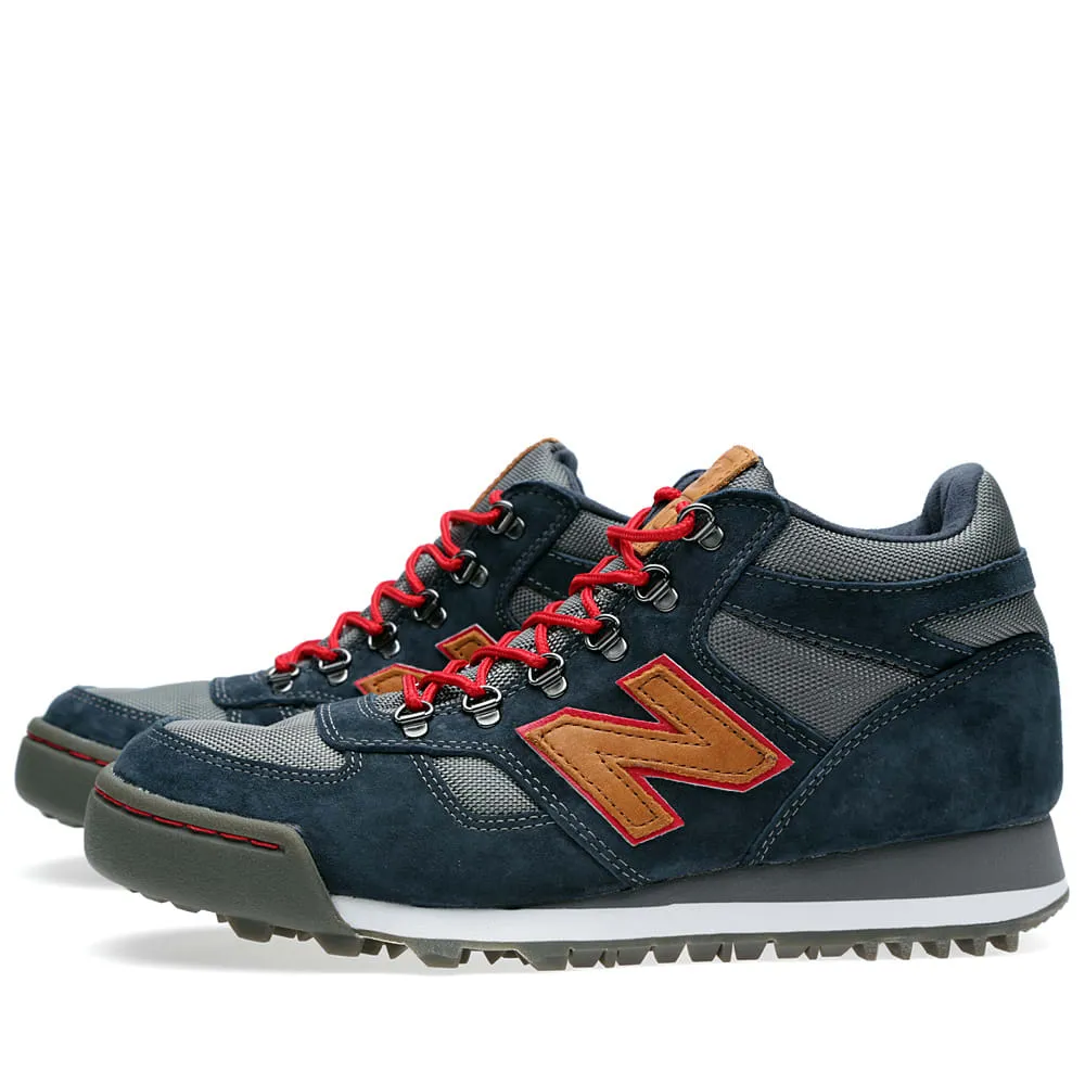 New Balance Navy H710 Sneakers