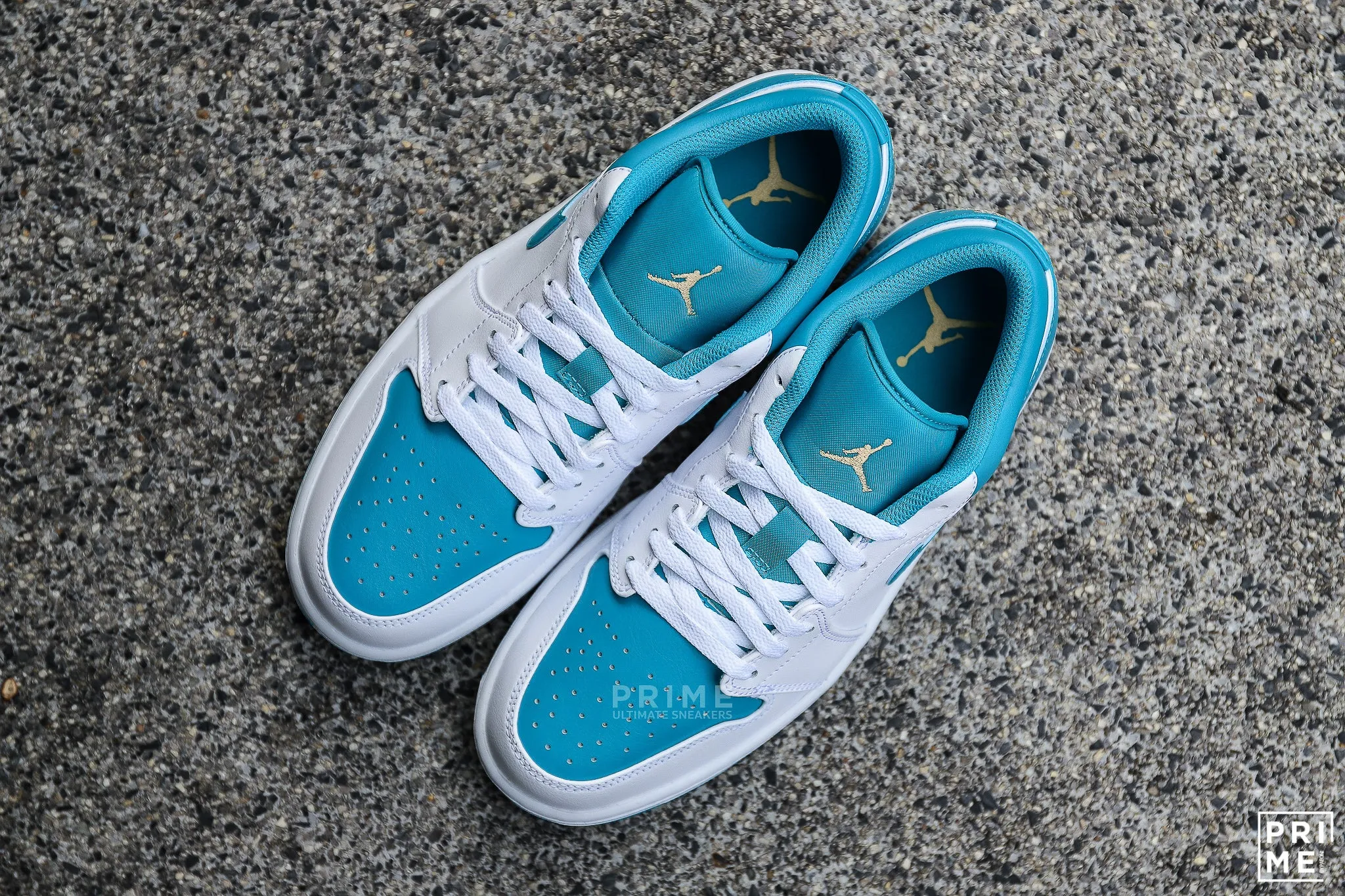 Nike Air Jordan 1 Low Aquatone shoes - Product code 553558 174