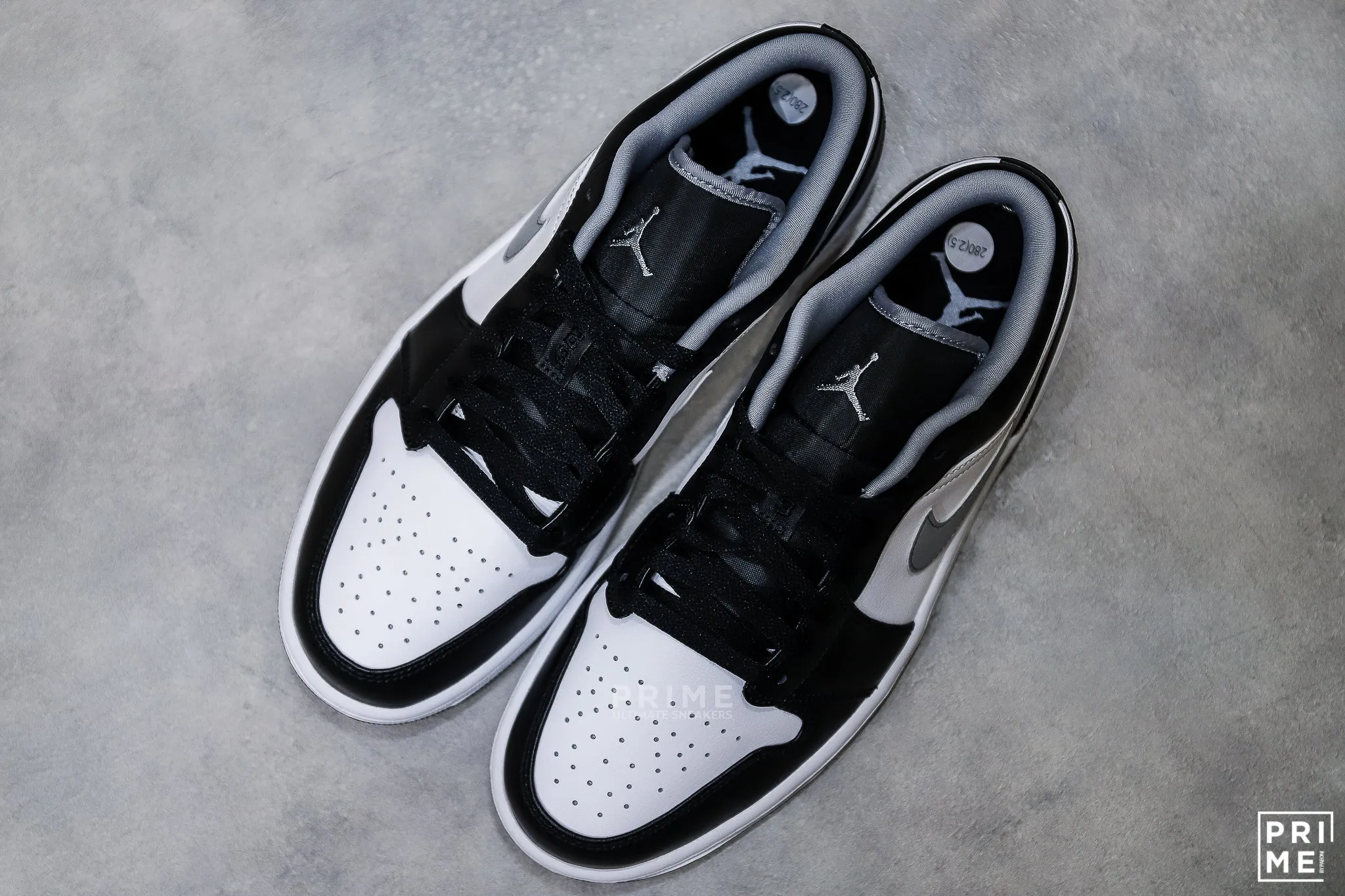 Nike Air Jordan 1 Low Black Medium Grey 553558 040 | Buy Online