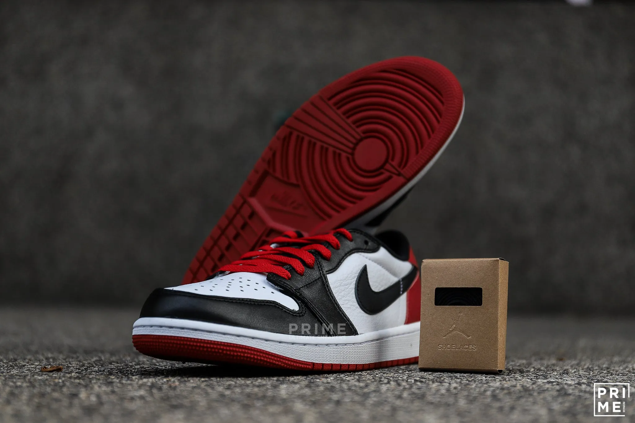 Nike Air Jordan 1 Low Black Toe CZ0790 106