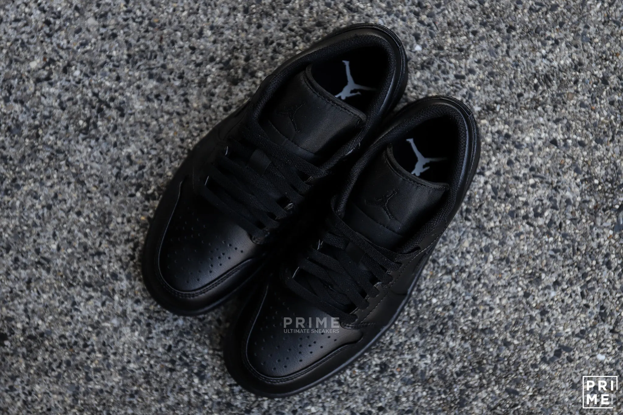 Nike Air Jordan 1 Low Triple Black - 553558 093